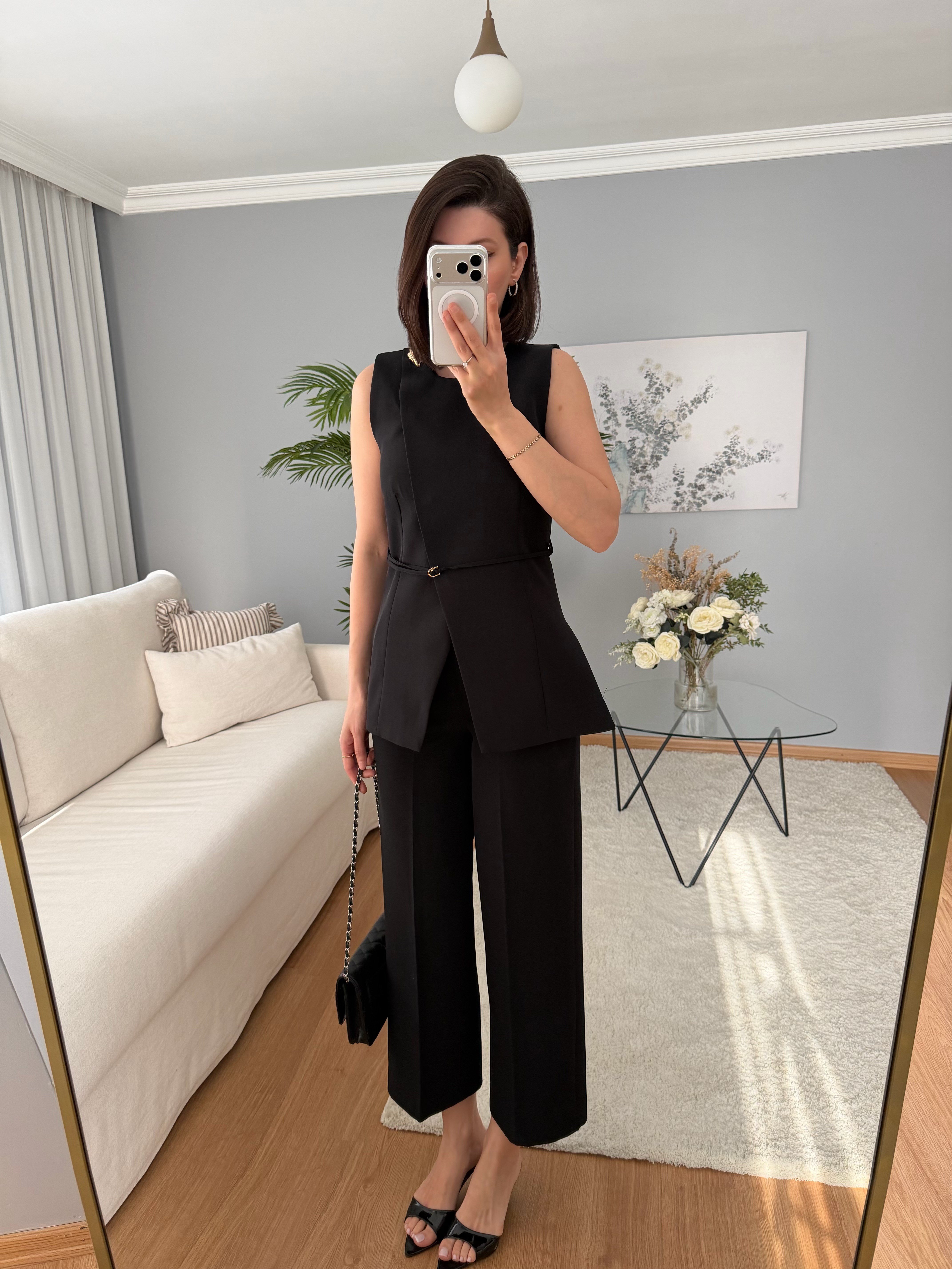 Evinne Siyah Takım