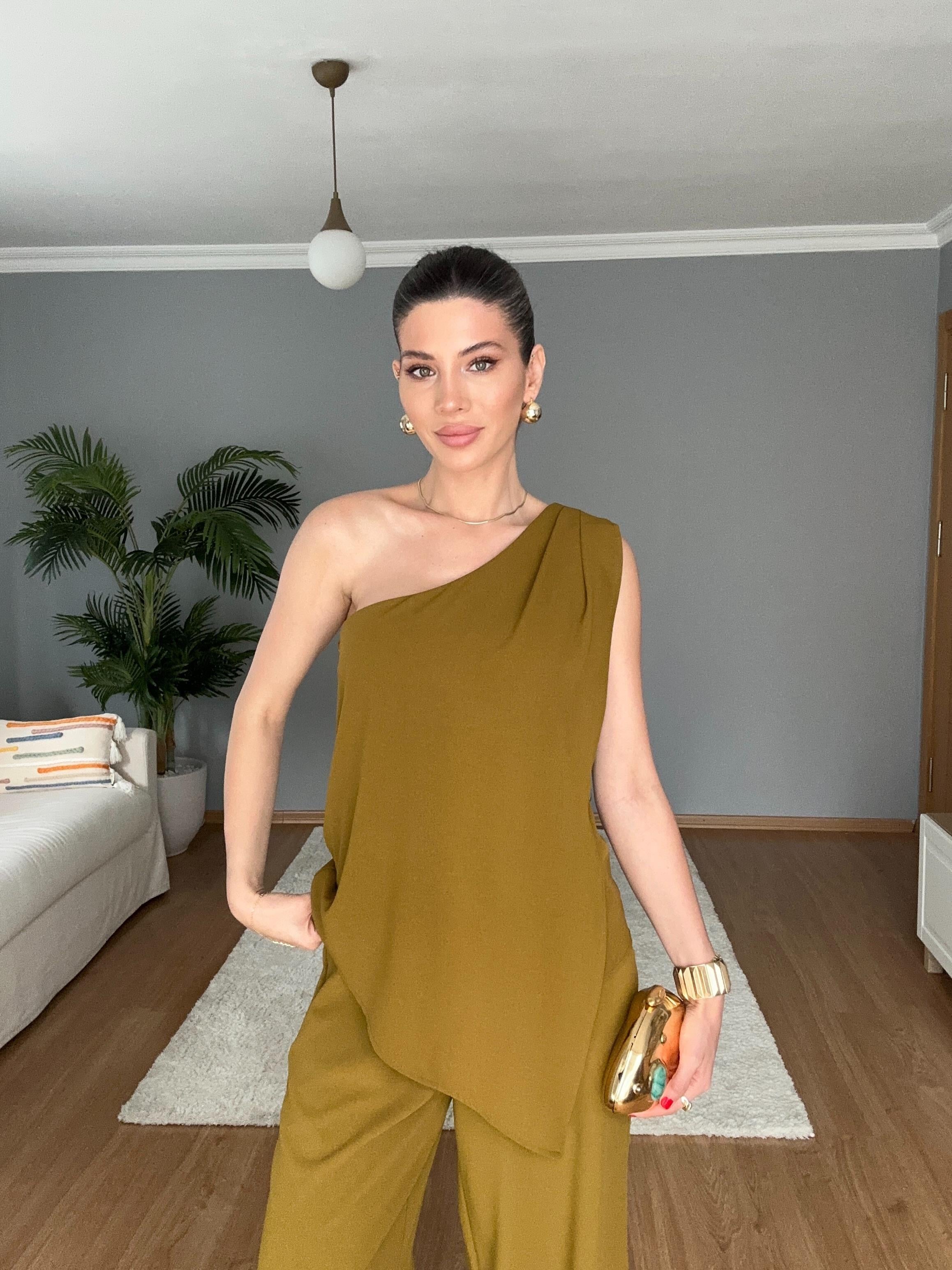 Yeşil Asimetrik Takım