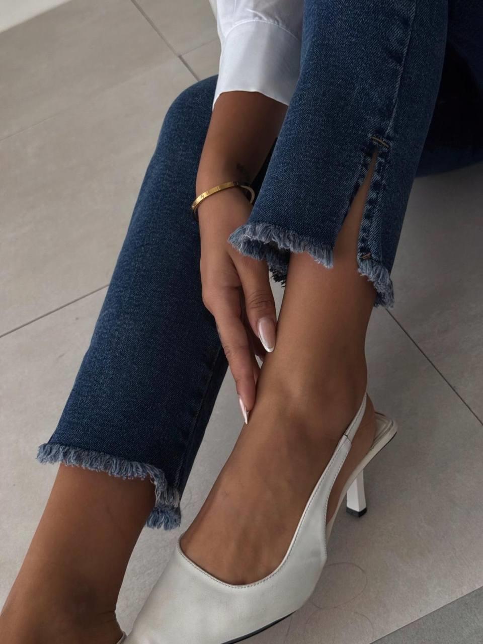 Yüksek BelPaça Yırtmaç Püskül Detaylı Dark Blue Jean Pantolon