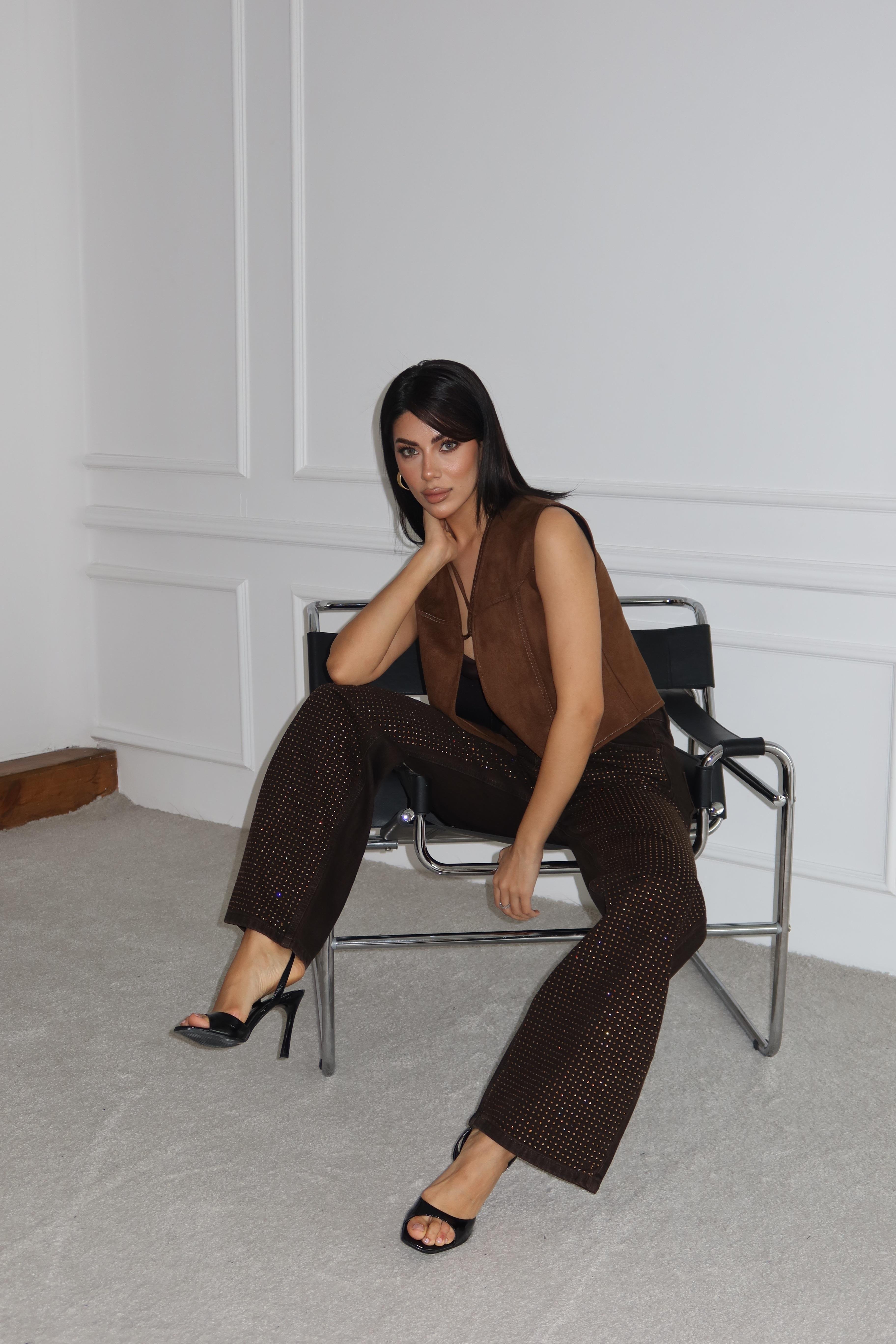 LACARINOYüksek Bel Ön Tarafı Boydan Taş Detaylı Kahve Jean Pantolon