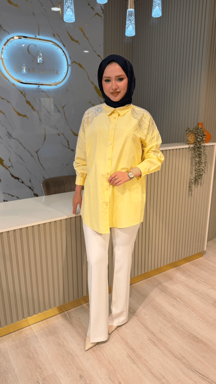 0371 GÖMLEK - SARI