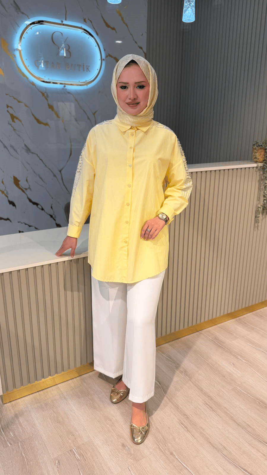 0373 GÖMLEK - SARI