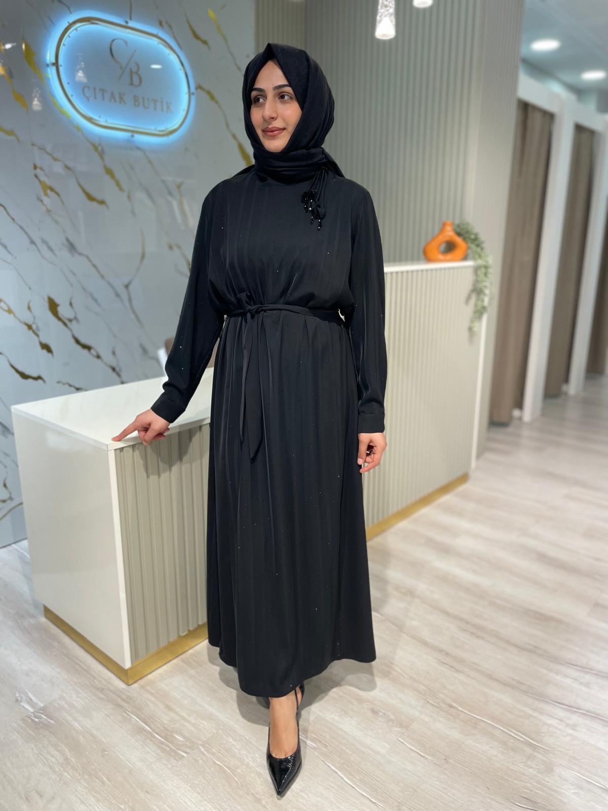 FUAT GÜRŞEN 4101 TAŞ DETAYLI ELBİSE-SİYAH