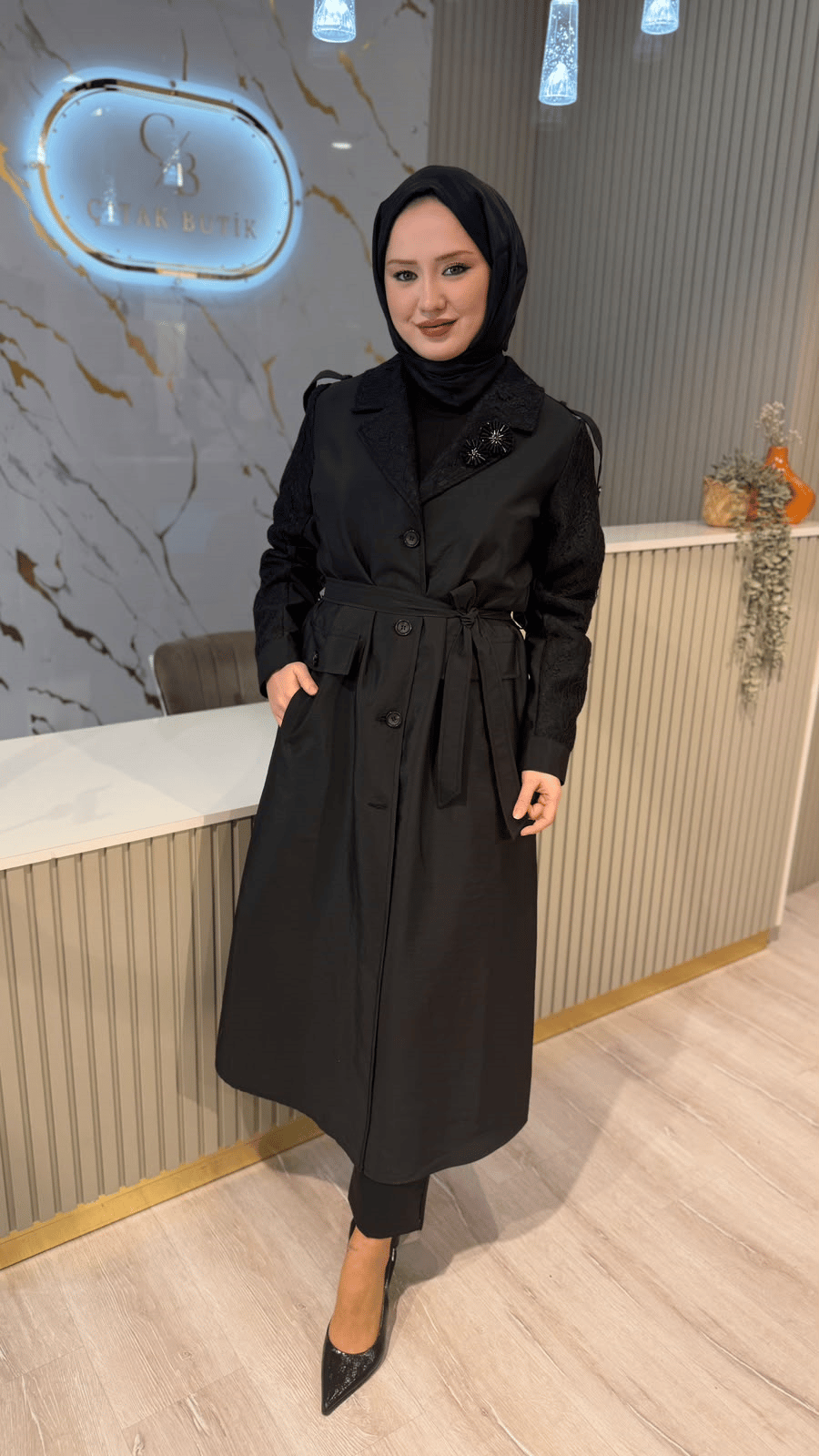 FUAT GÜRŞEN 6610 DANTEL DETAY KAP - SİYAH