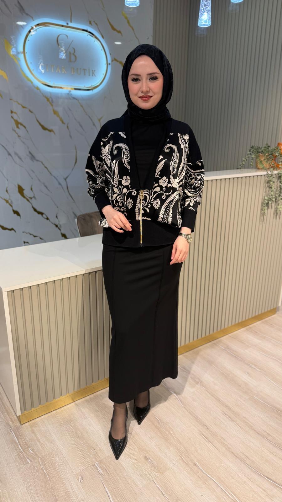GHİSA 3428 FERMUAR DETAY HIRKA - SİYAH