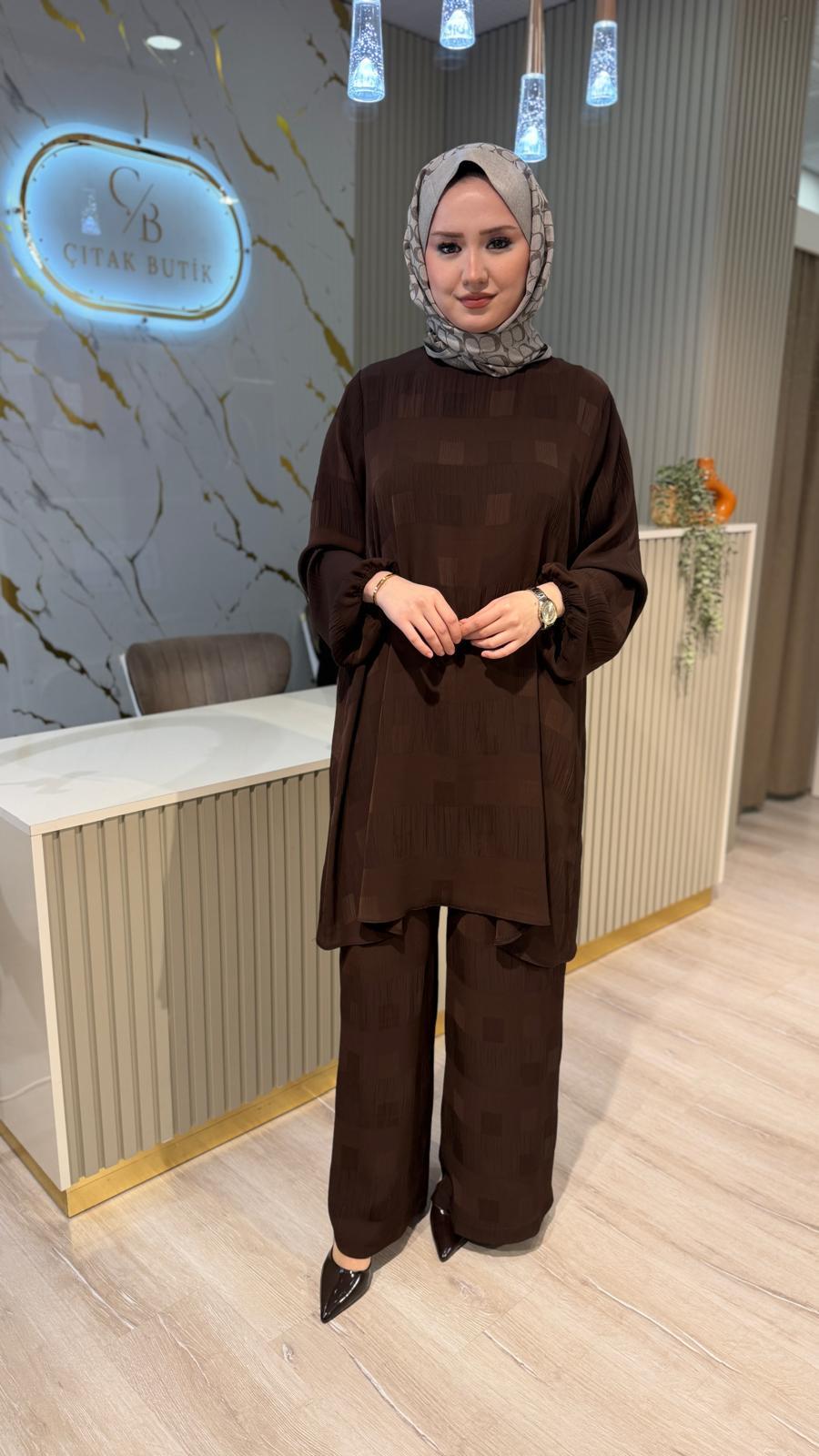 NÇ 10425 KIRIŞTIRMA DESEN TAKIM-KAHVE