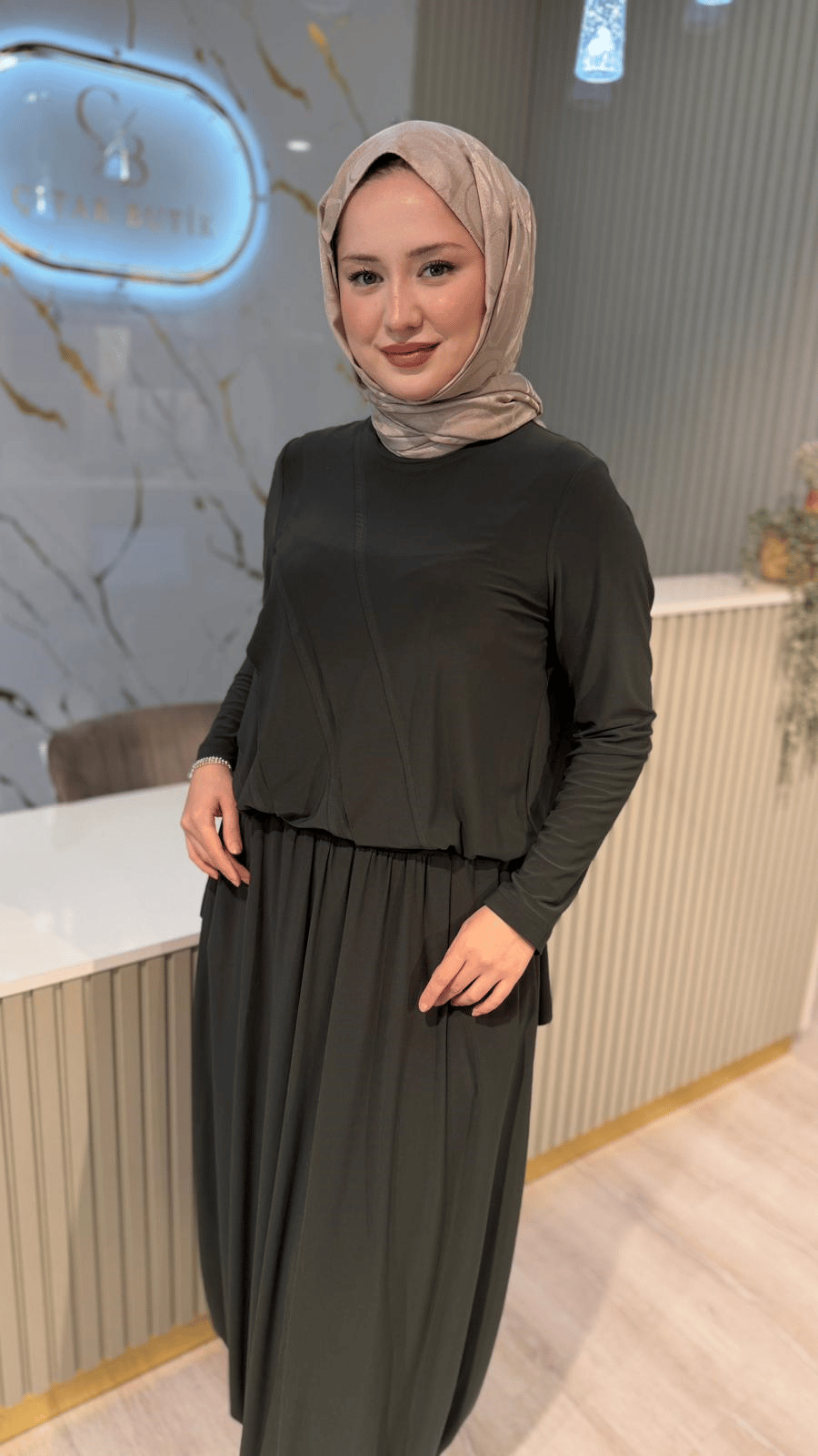 NURCAN ÇETİN 26563 ETEKLİ TAKIM - HAKİ
