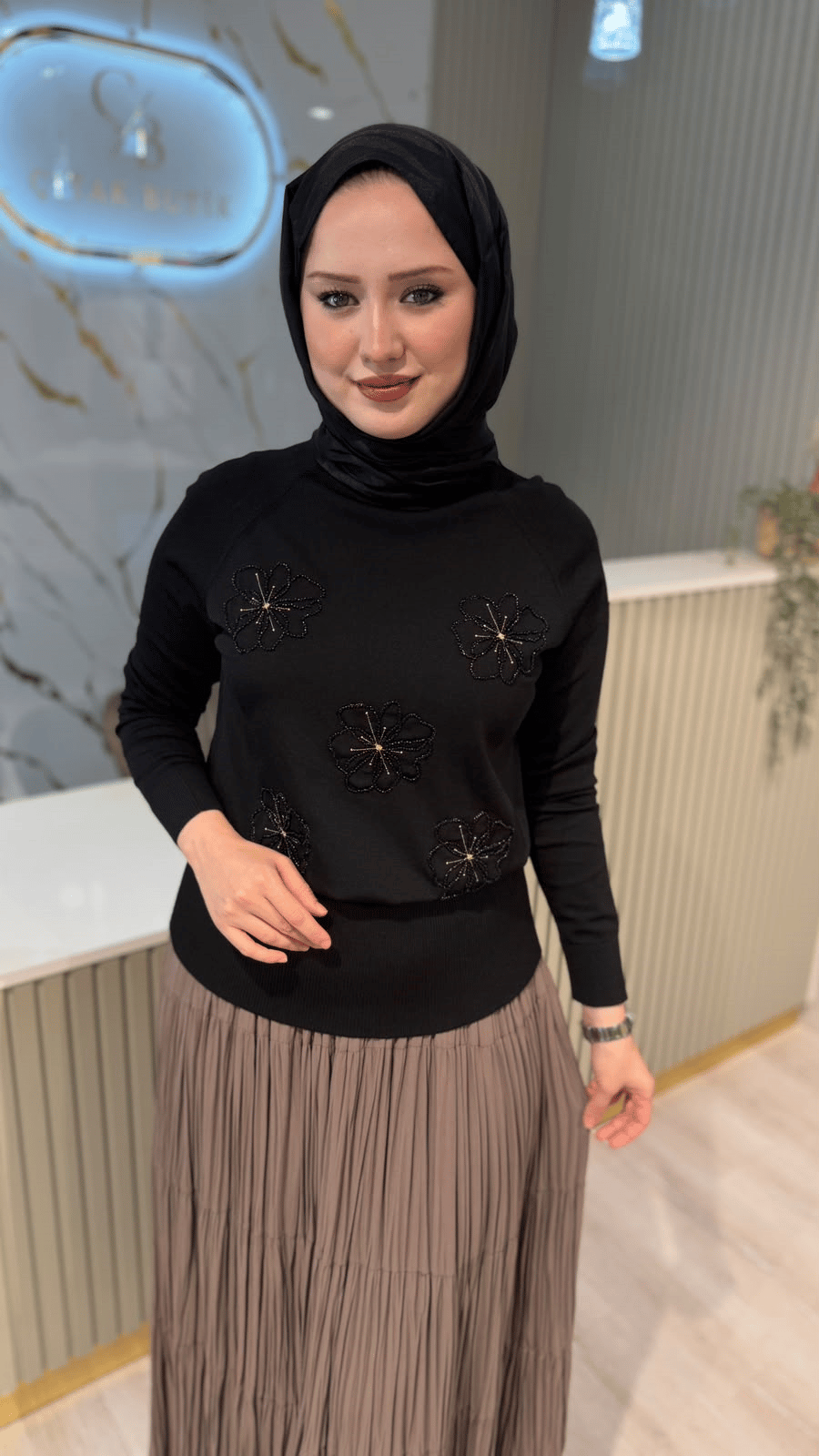 NUSS 204 BONCUK DETAYLI BLUZ- SİYAH