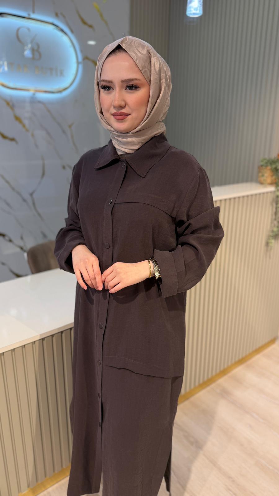 NUSS 6036 BOYDAN DÜĞME DETAY GÖMLEK/ KAP - BİTTER