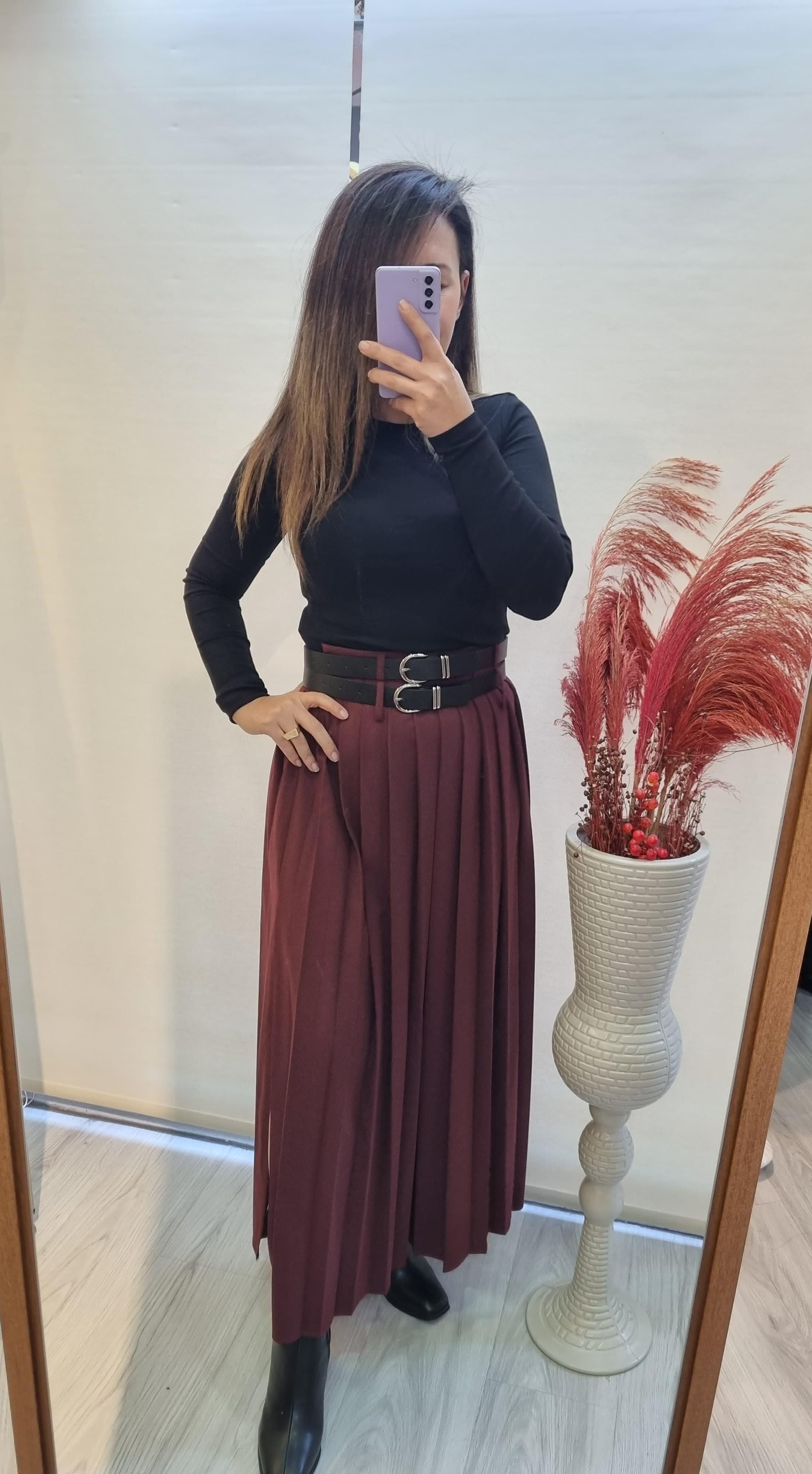 Bordo Yırtmaç Detay Etek