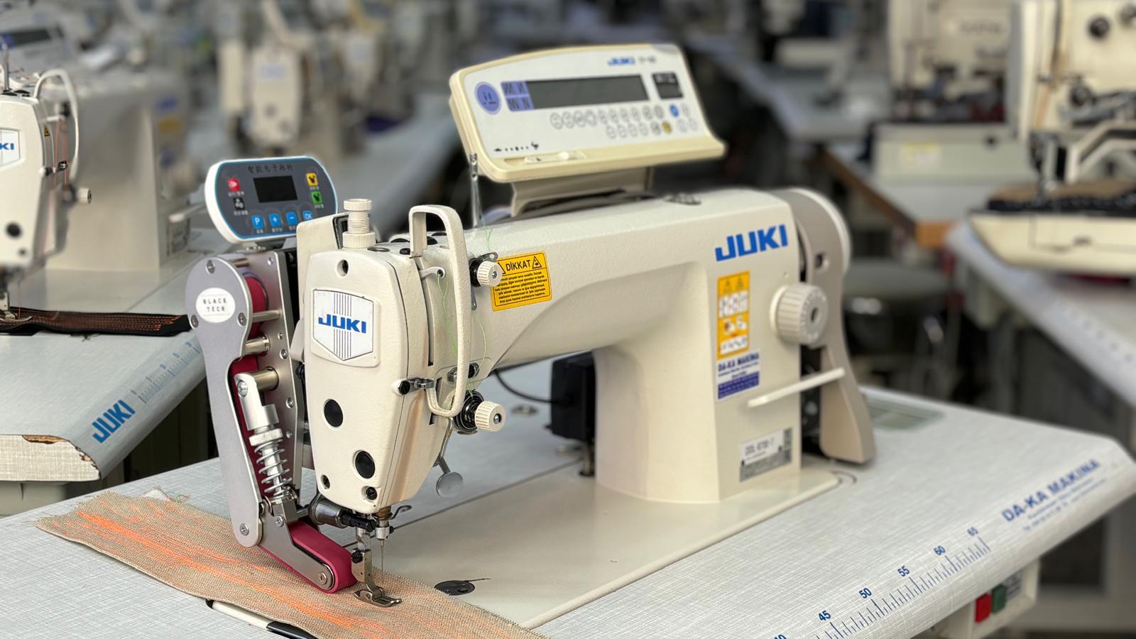 Blacktech Merdane Sistemli JUKI DDL-8700-7 Düz Dikiş Makinası