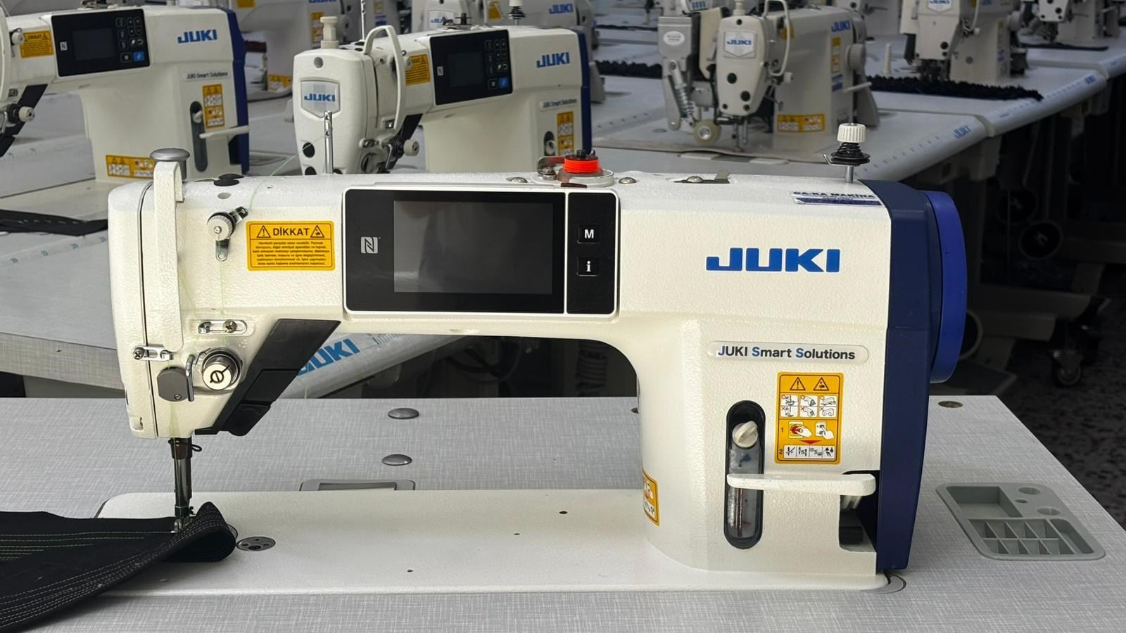 JUKI DDL-9000C/F Elektronik düz dikiş makinesi