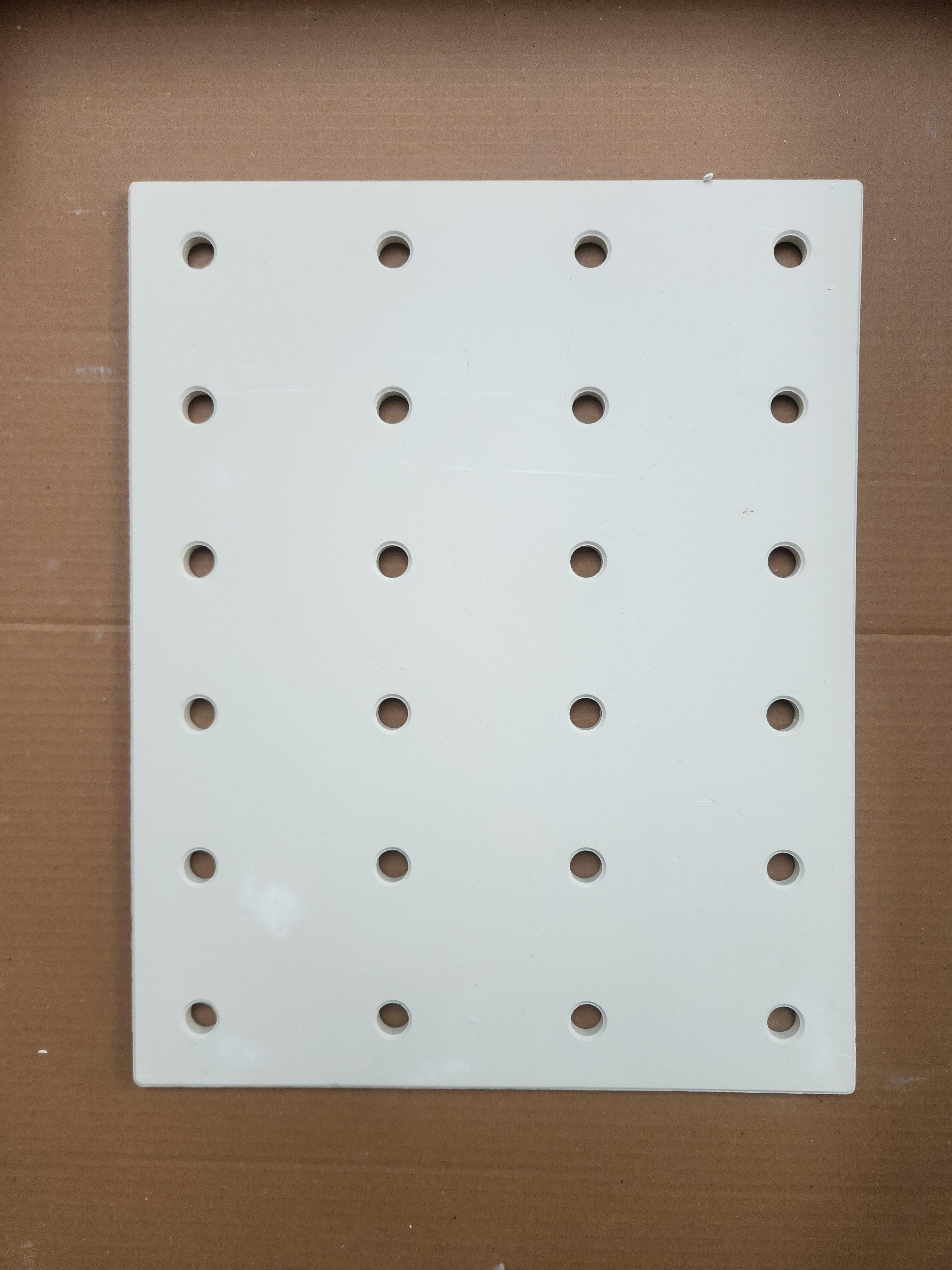 EKSTRA KORDİERİT ÇOK DELİKLİ 40*50*1,2 CM PLAKA
