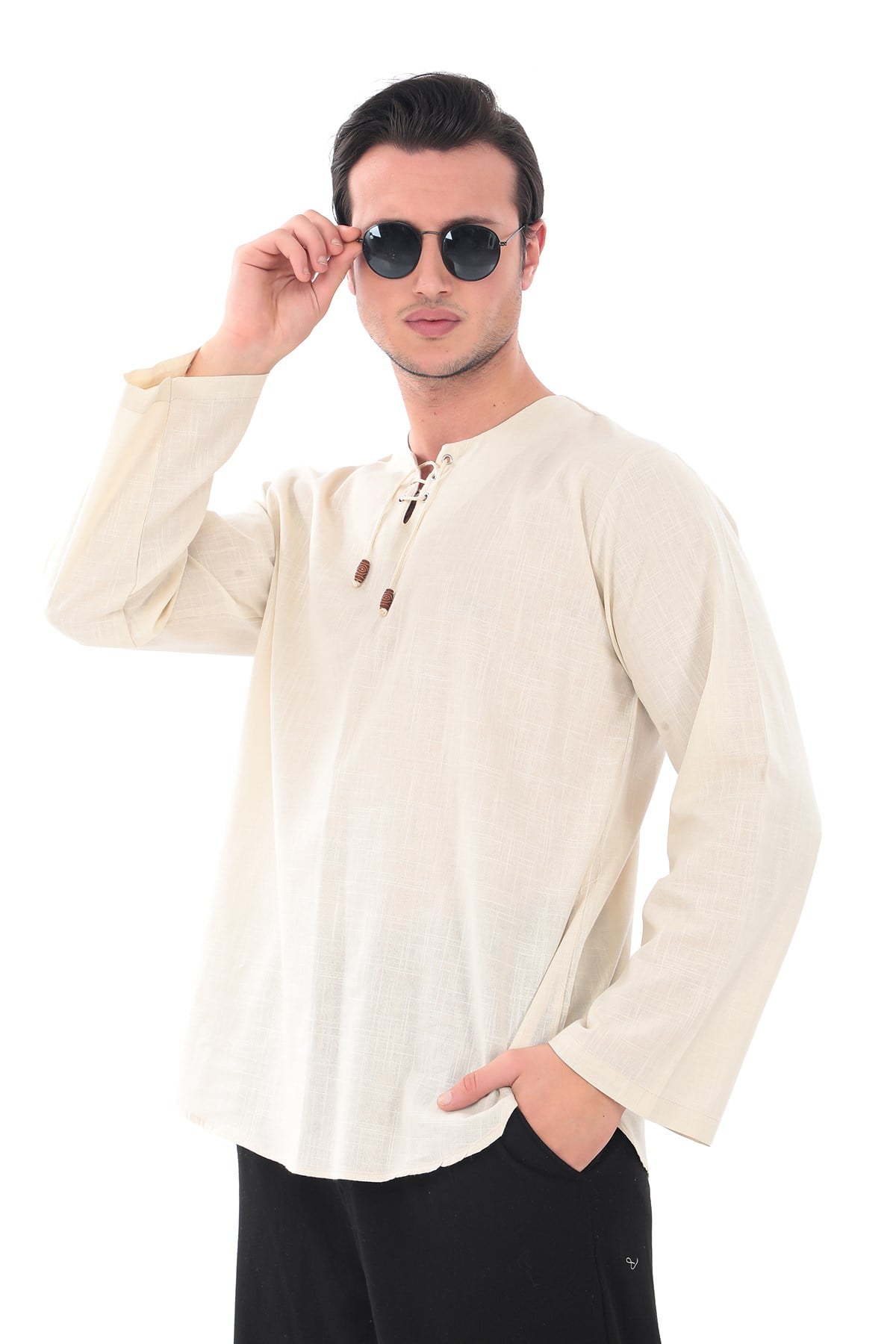 Oversize Erkek Gömlek – İpli Yakasız %100 Pamuk-KremOversize Erkek Gömlek – İpli Yakasız %100 Pamuk GOMLEKİP-01OVERSİZE GÖMLEK İPLİSUFFA