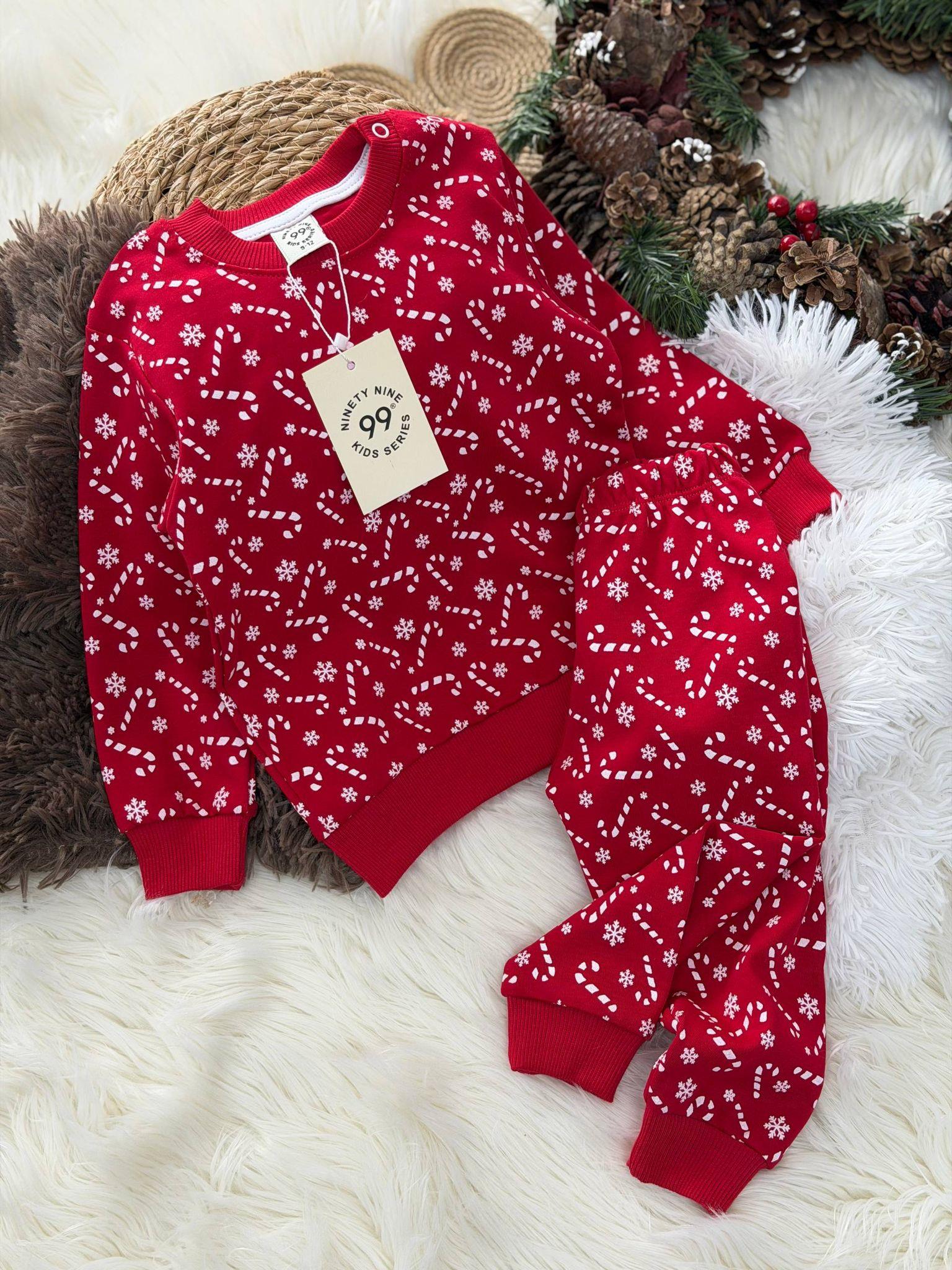 Kırmızı Kar Detaylı Pijama Takımı
