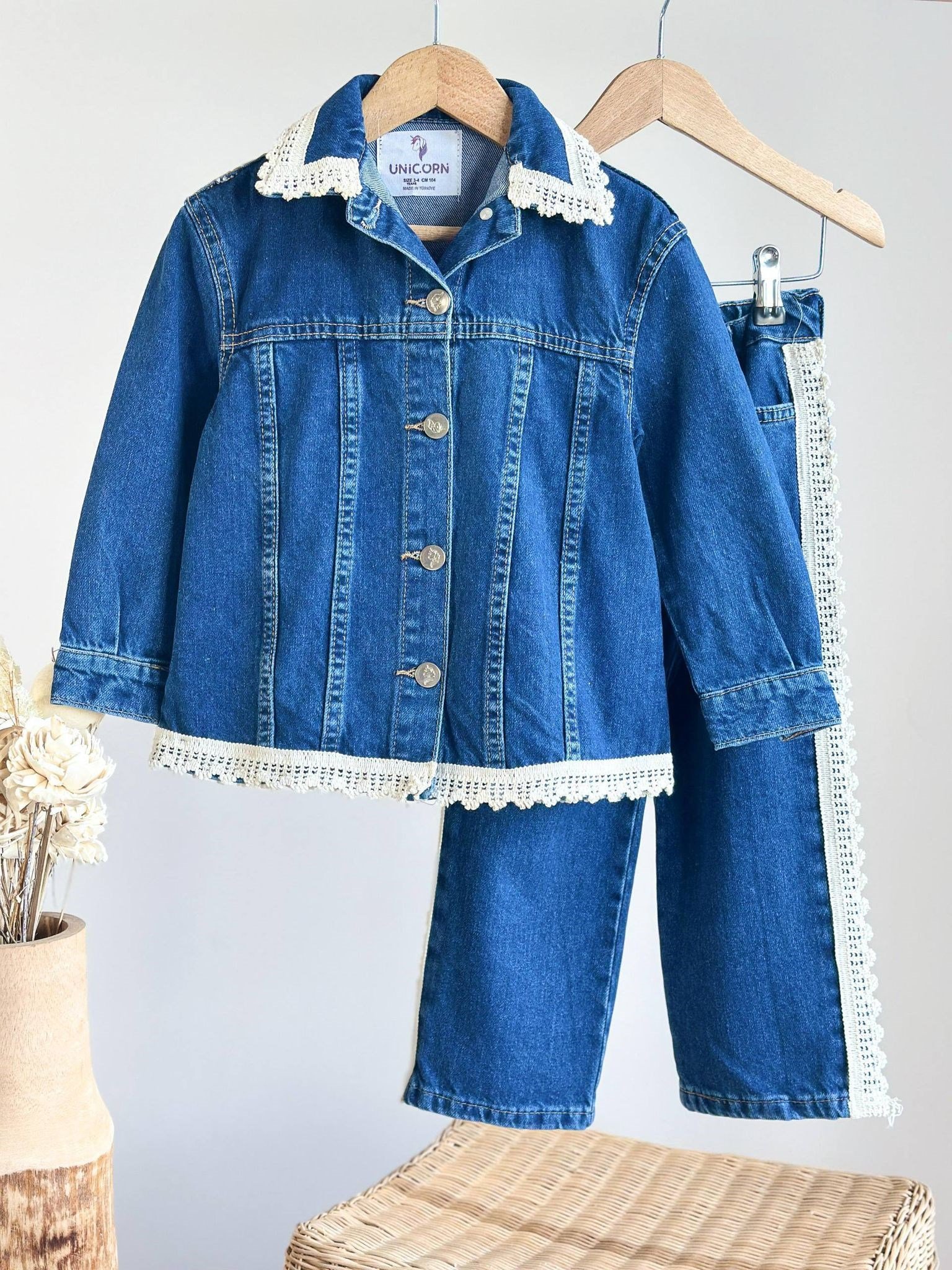 Küpür Detaylı Denim Takım