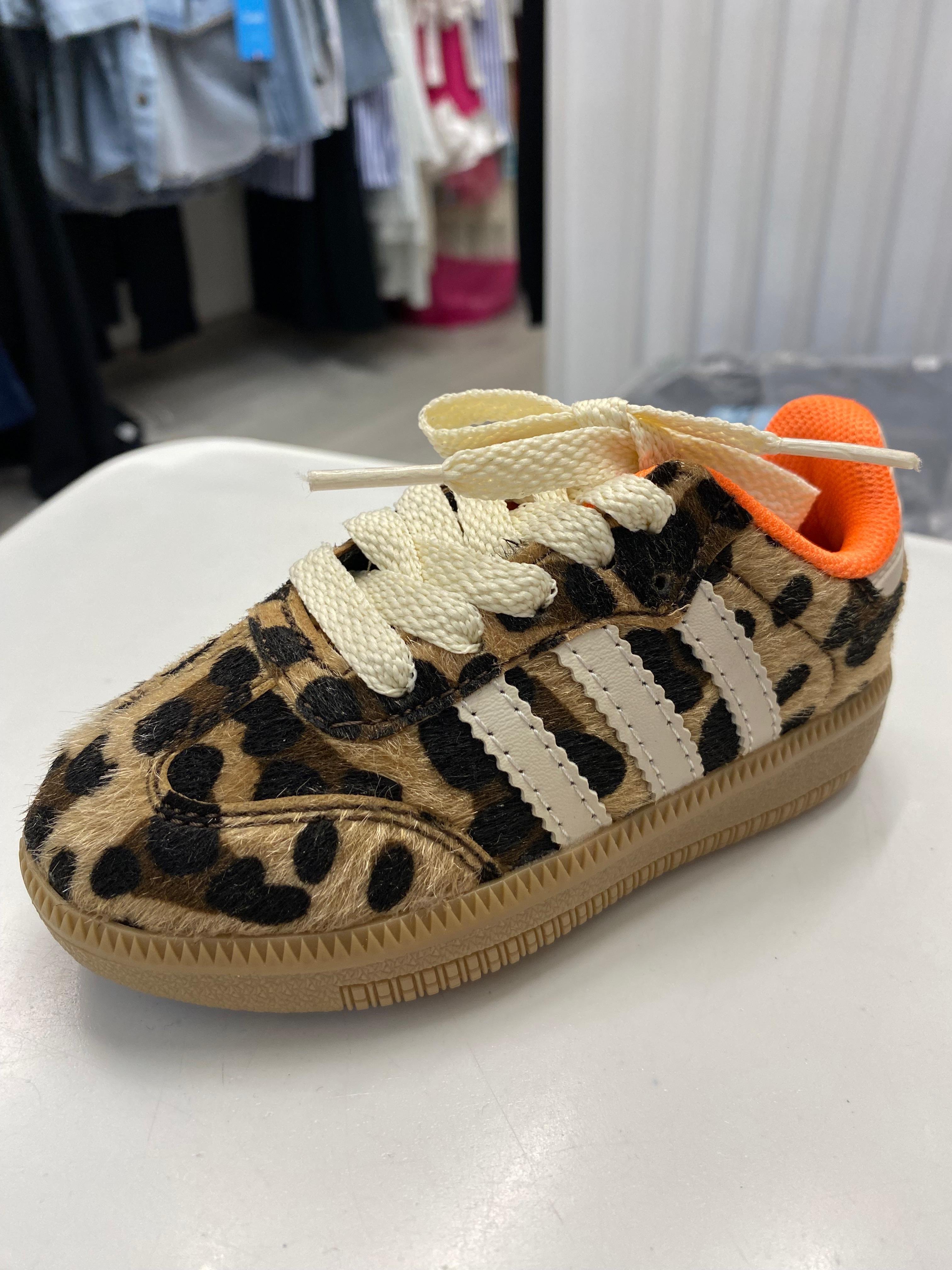 Leopar Desenli Ayakkabı