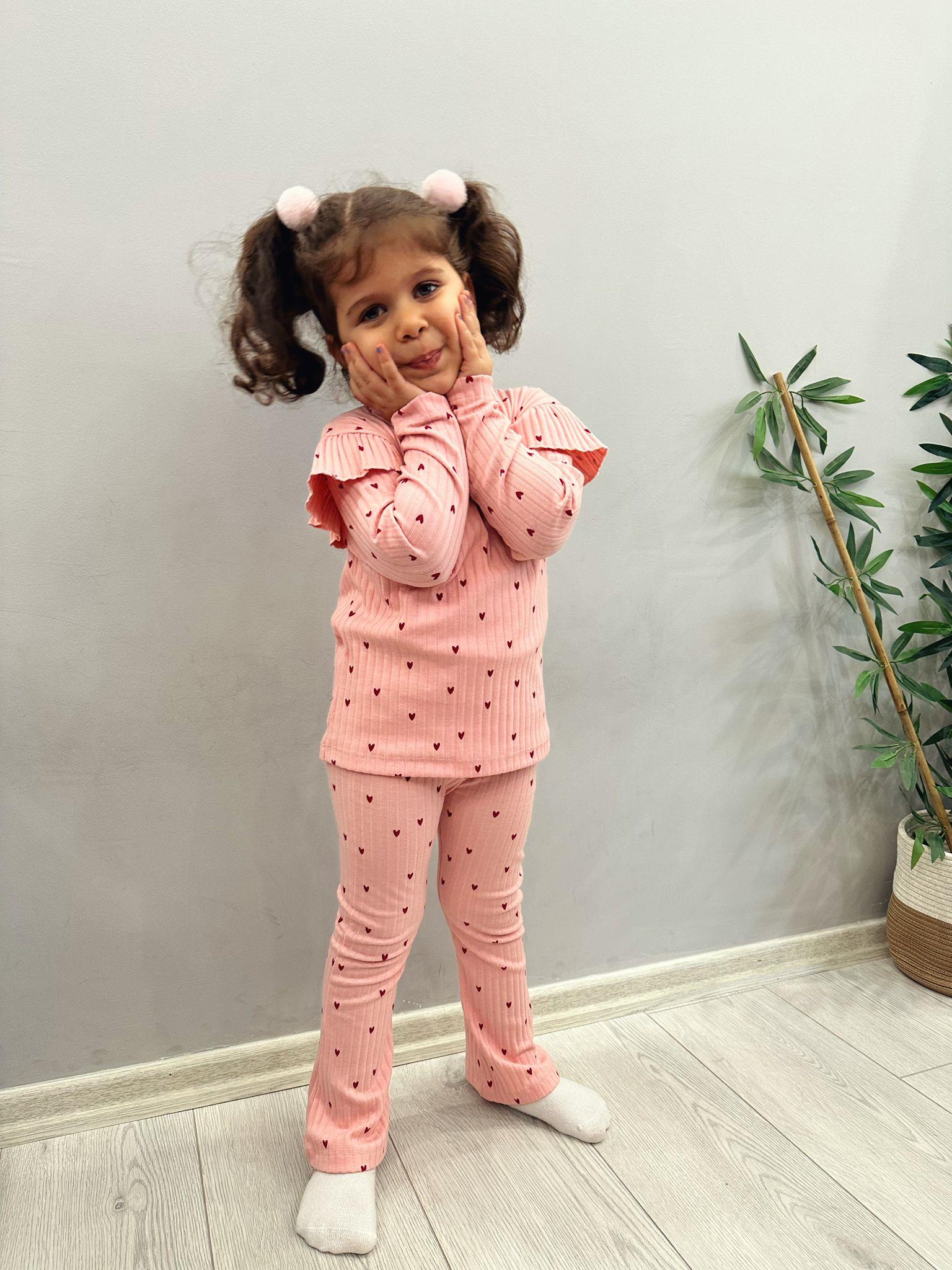 Pembe Fitilli Takım