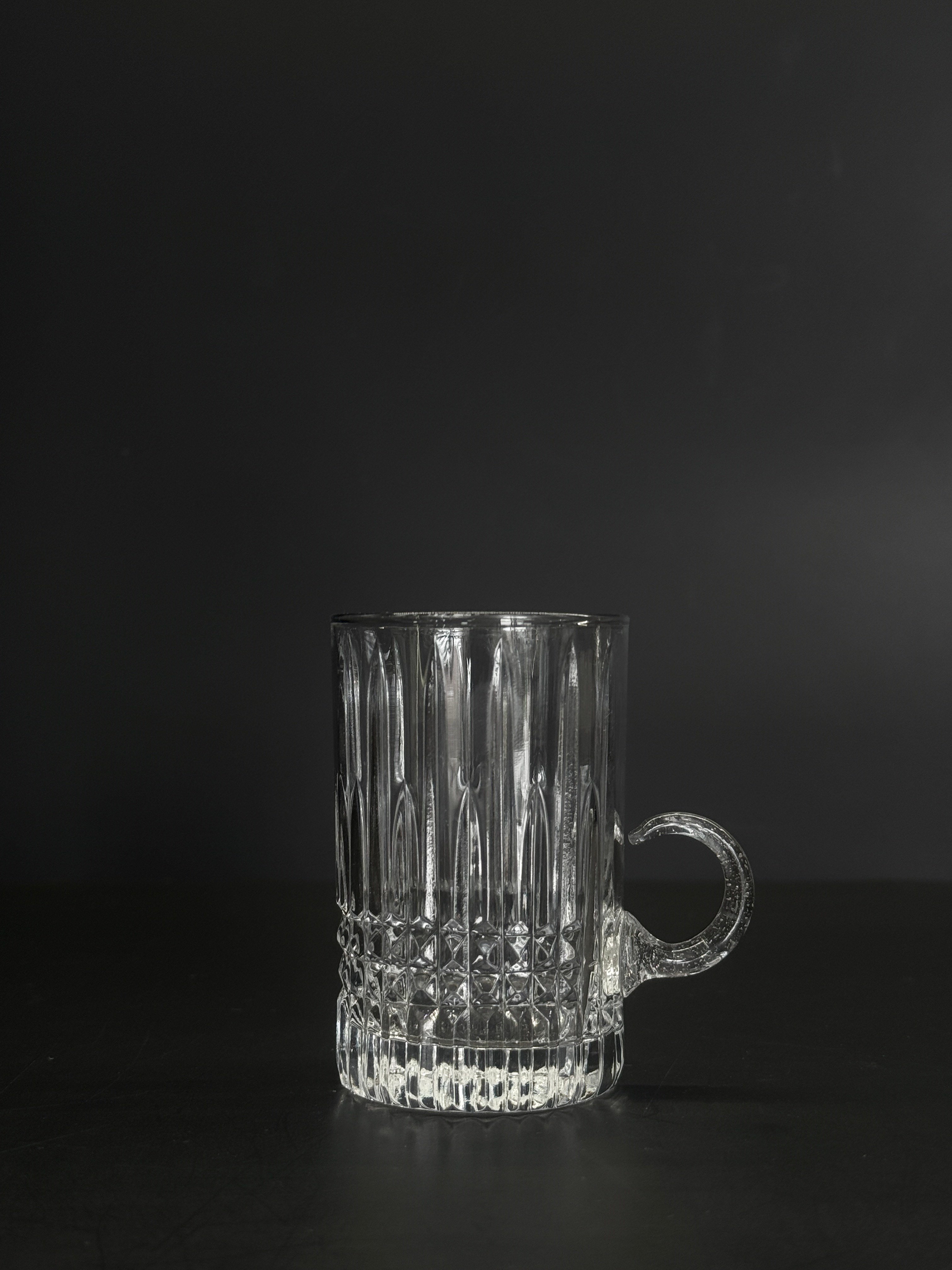 Kulplu Çay Bardağı Çit Şeffaf