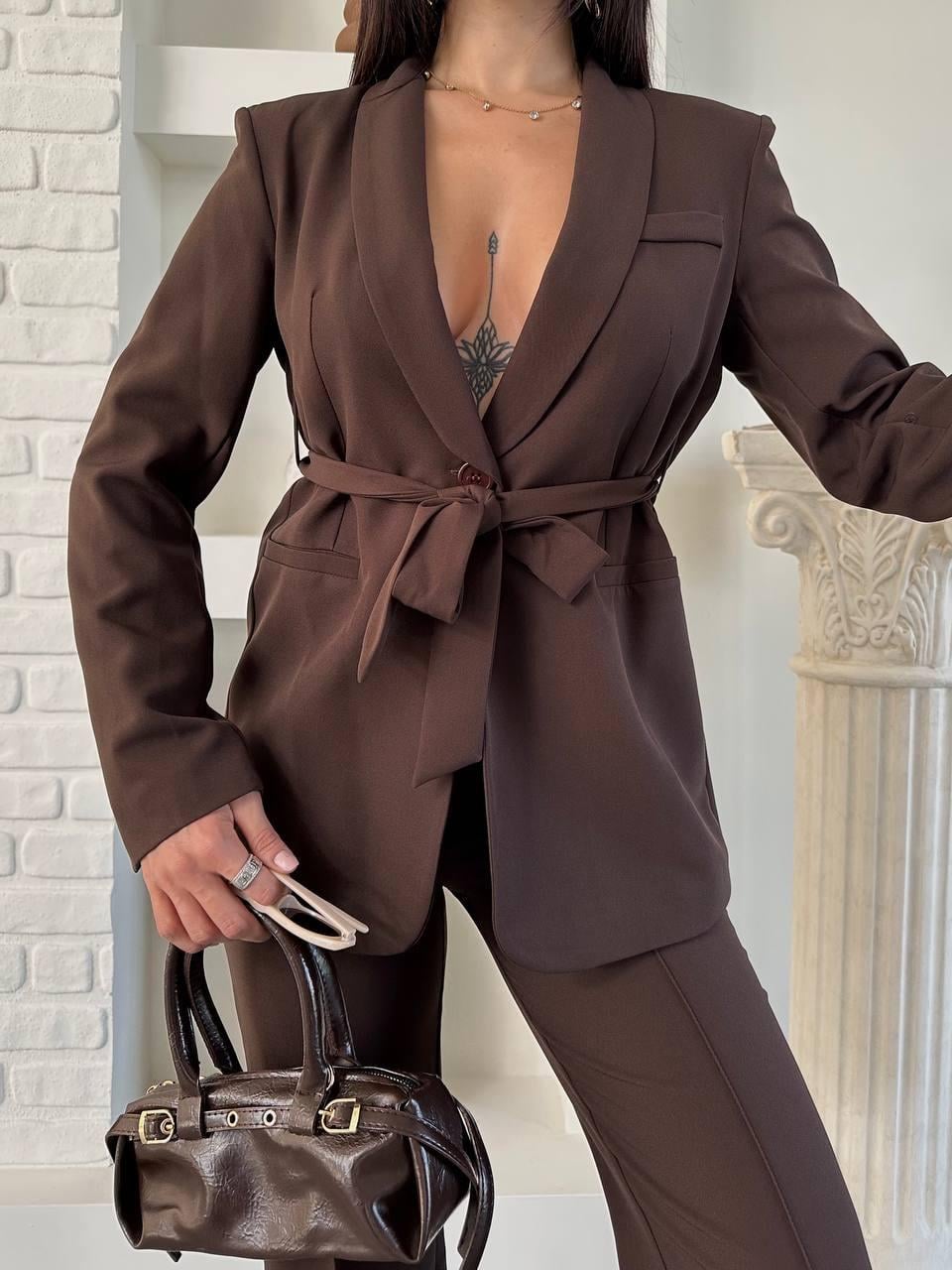 Kahverengi Kuşaklı Bağlamalı Ceket Pantolon Blazer Takım
