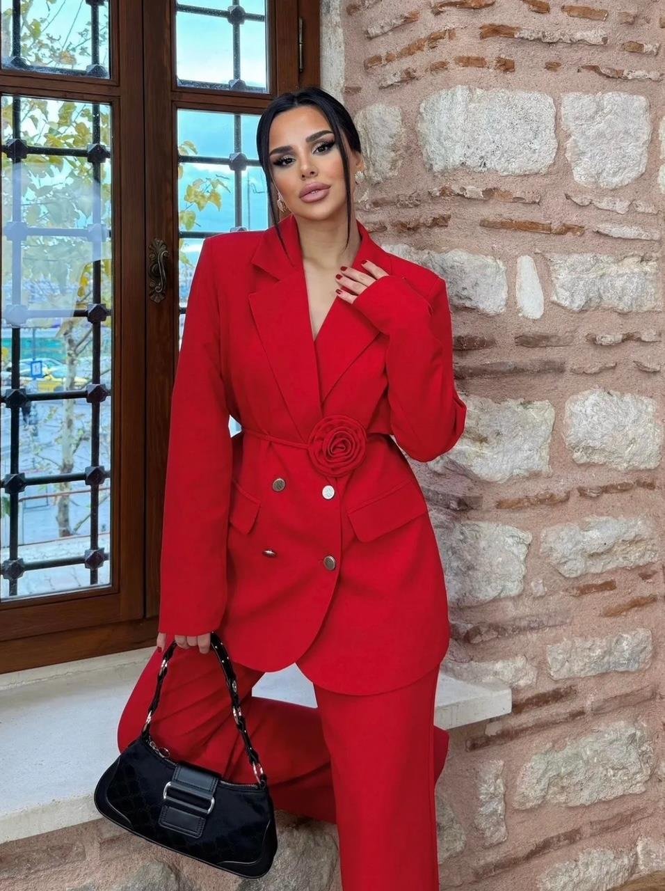 Kırmızı Roses Güllü Blazer Takım