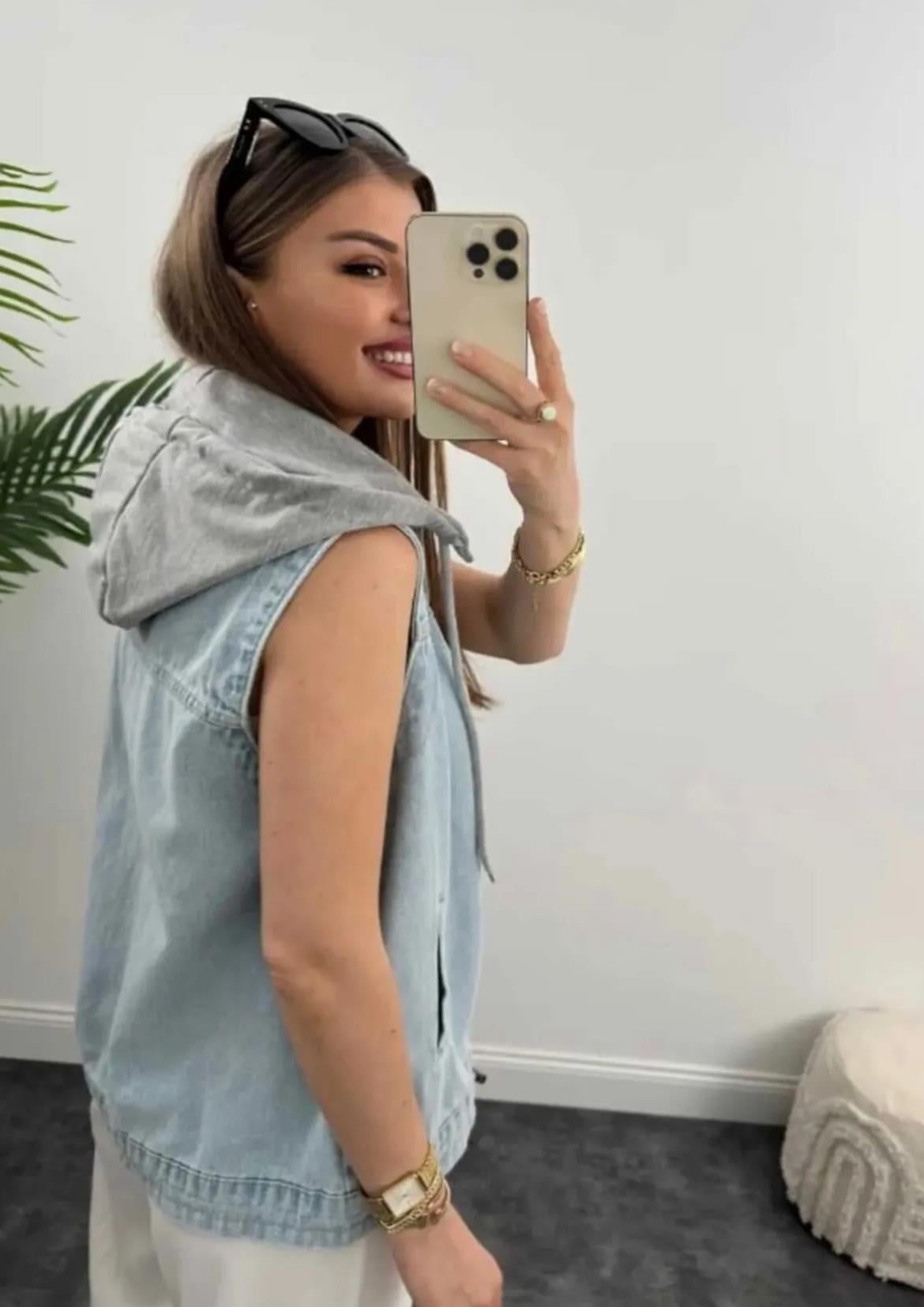 Mavi Gri Kapüşonlu Denim Yelek 