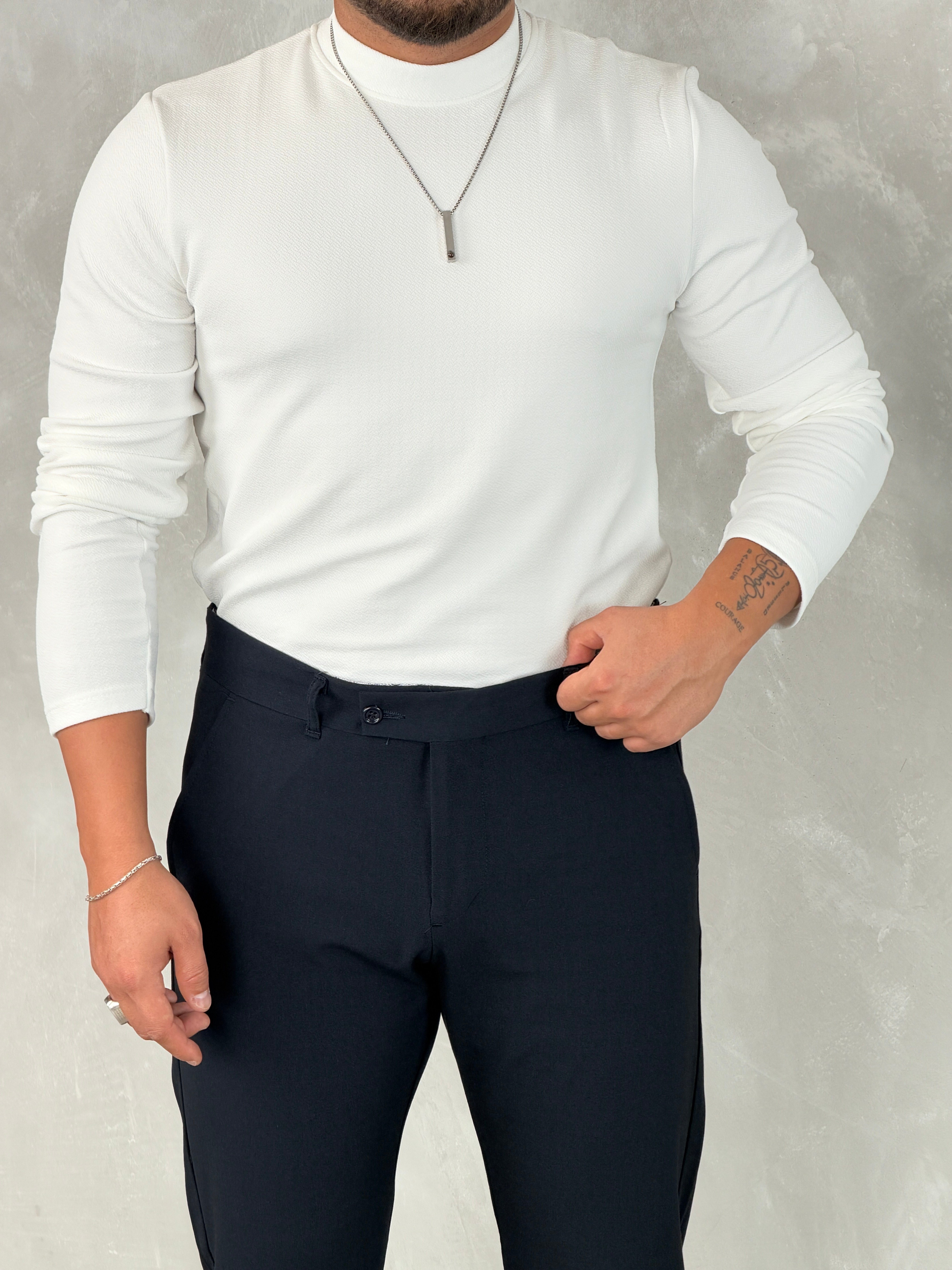 BASIC KIŞLIK DATE KOMBİNİ – 02 Beyaz Sweatshirt & Lacivert Pantolon