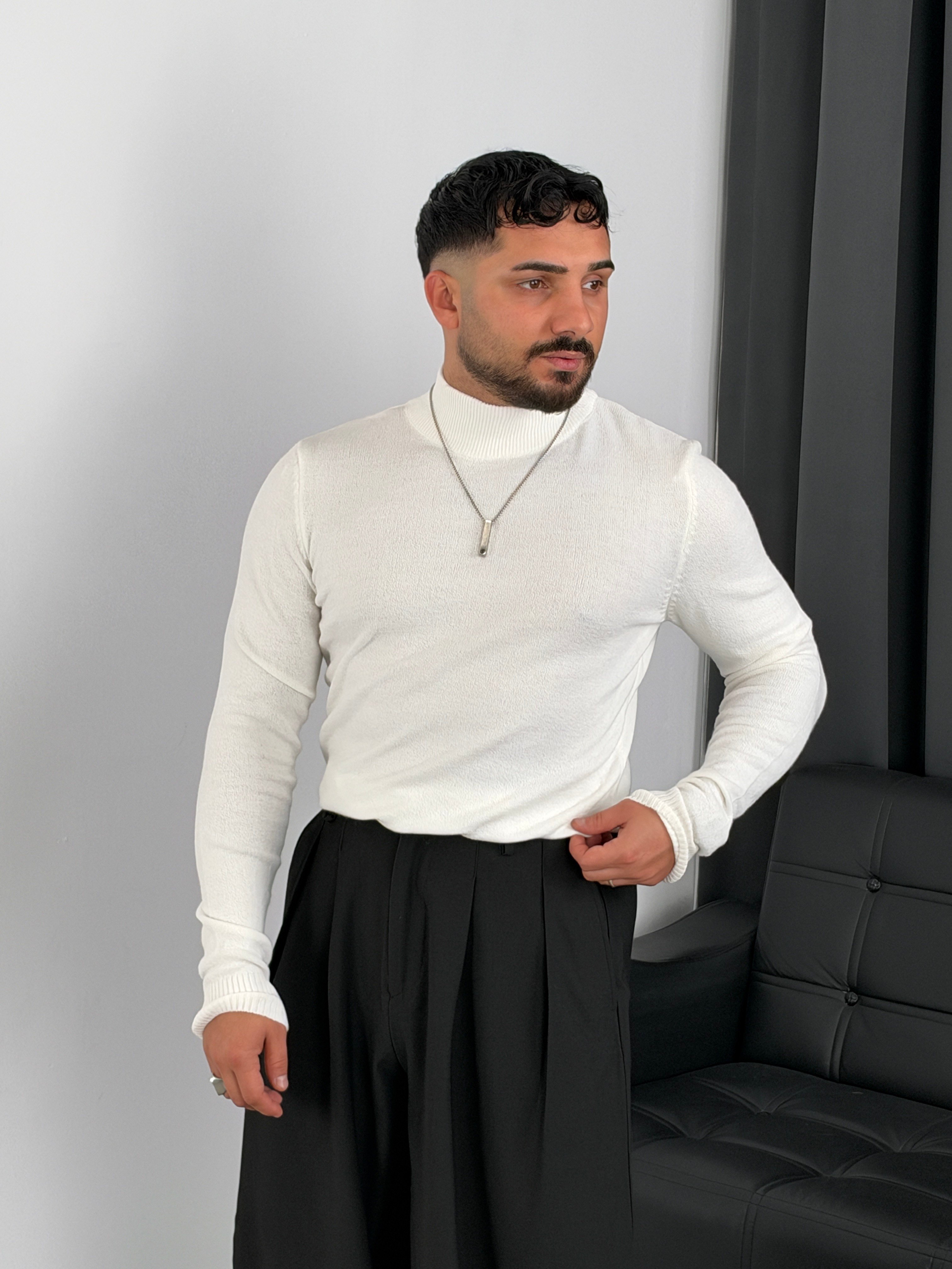 Basic Triko Balıkçı Yaka Sweatshirt Beyaz