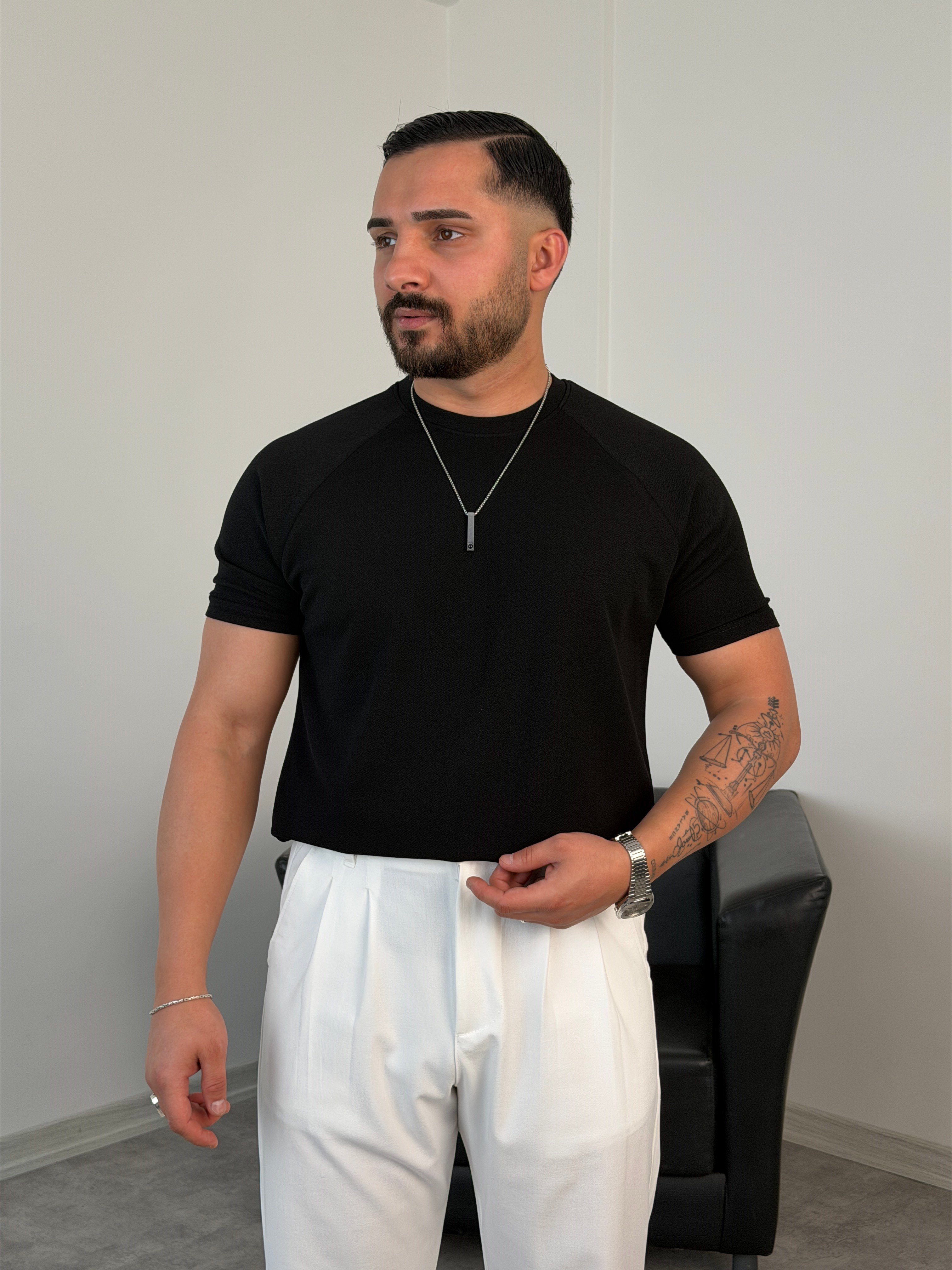 ÖRME REGLAN KOL ÖZEL TİŞÖRT SİYAH