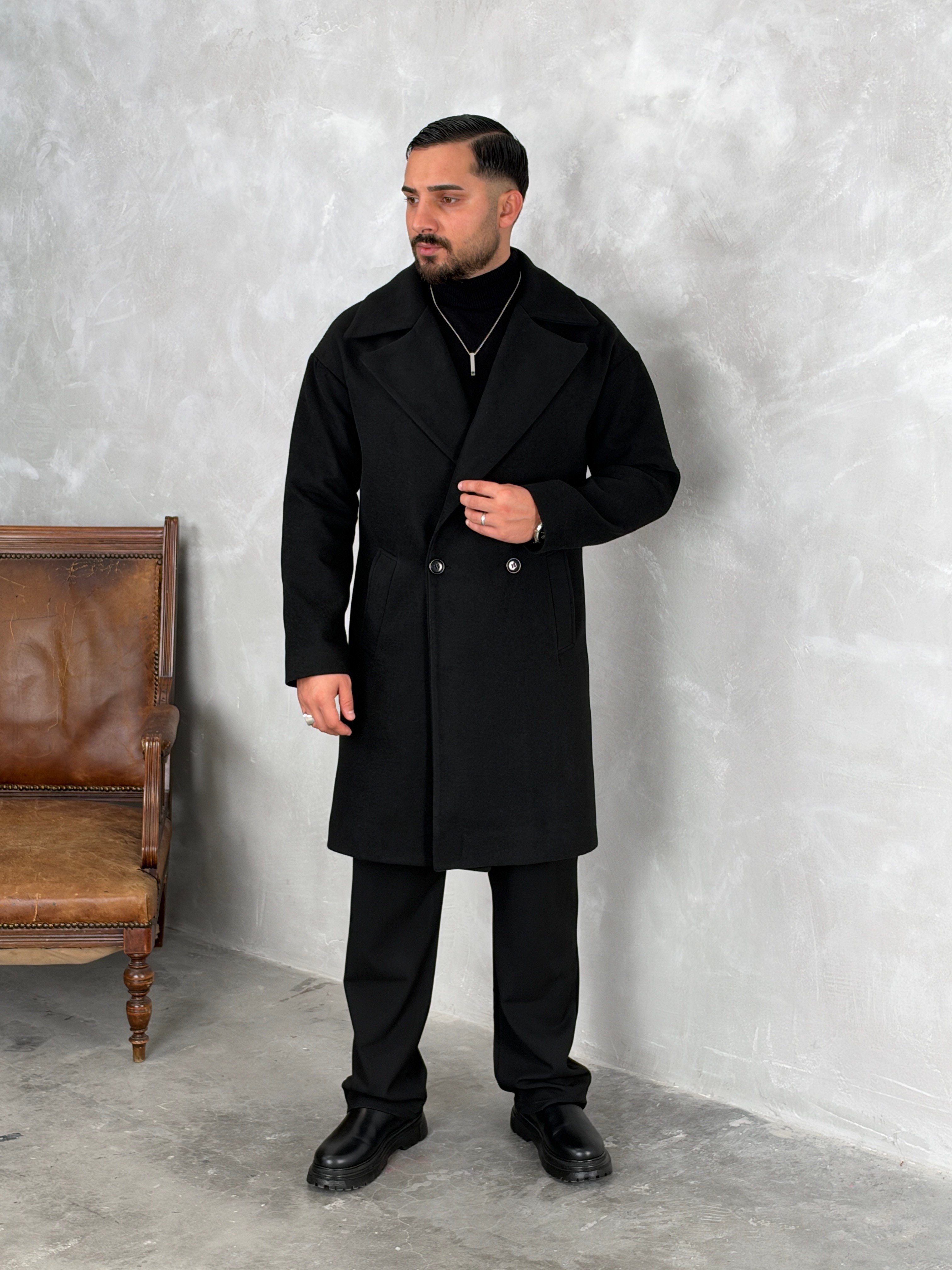 Oversize Astarlı Kaşe Kaban Siyah