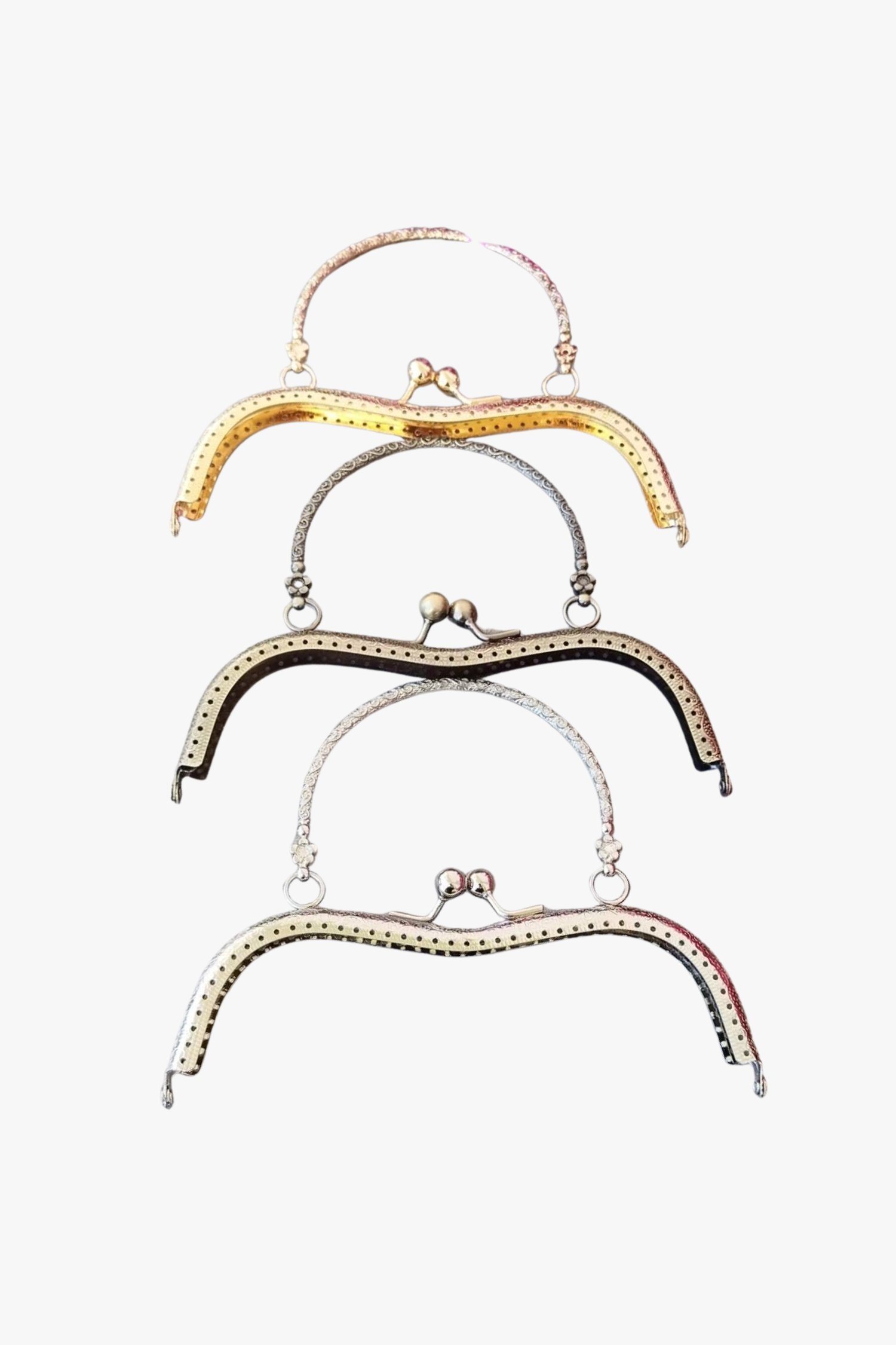 KENAR DELİKLİ BURS 19*8.5 CM ALT-12