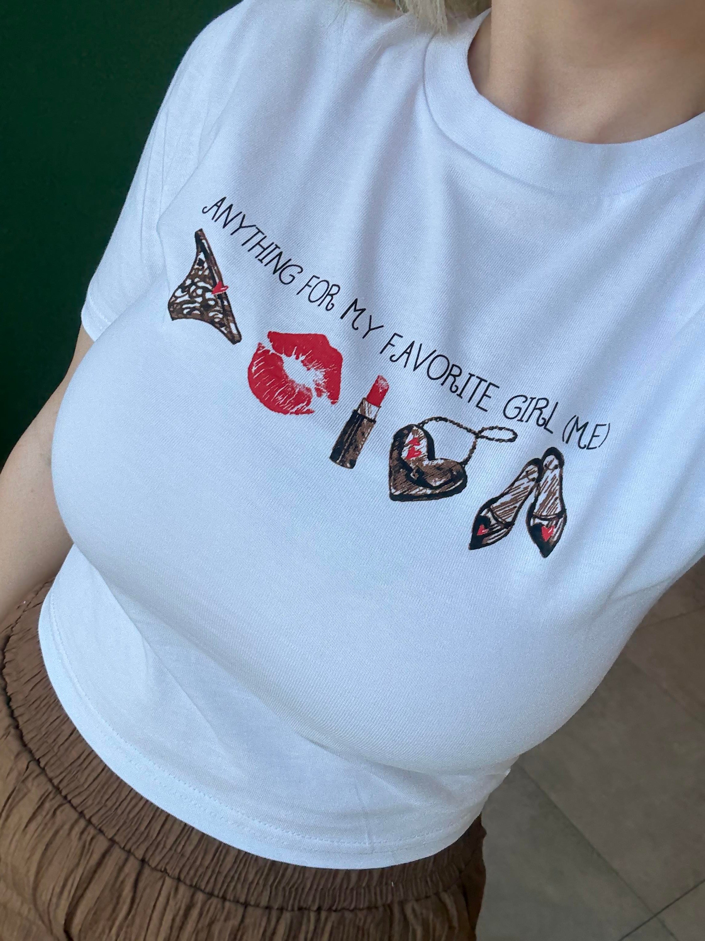 Beyaz Emojili Crop
