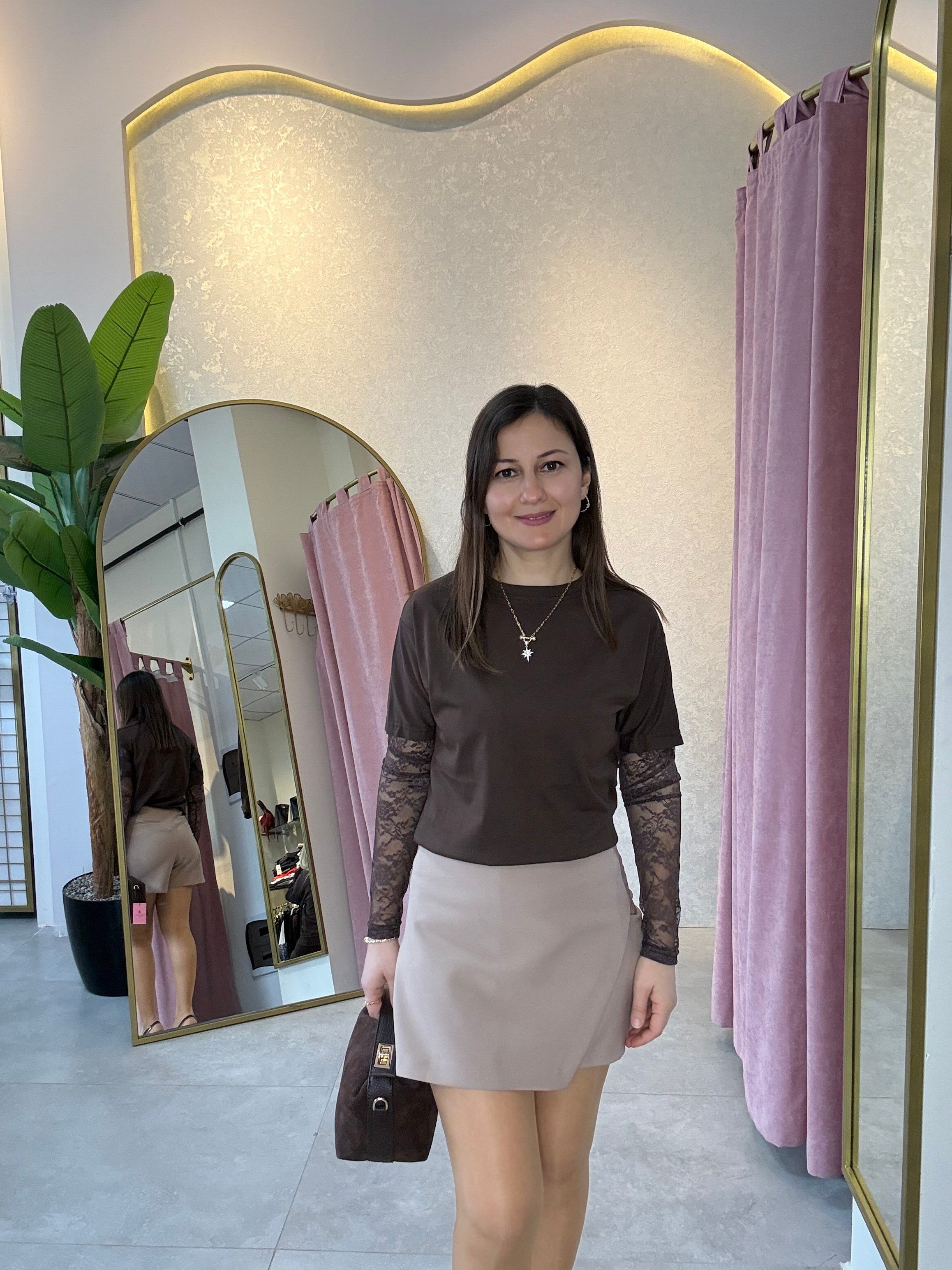Dantel Detaylı Kahve Tişört
