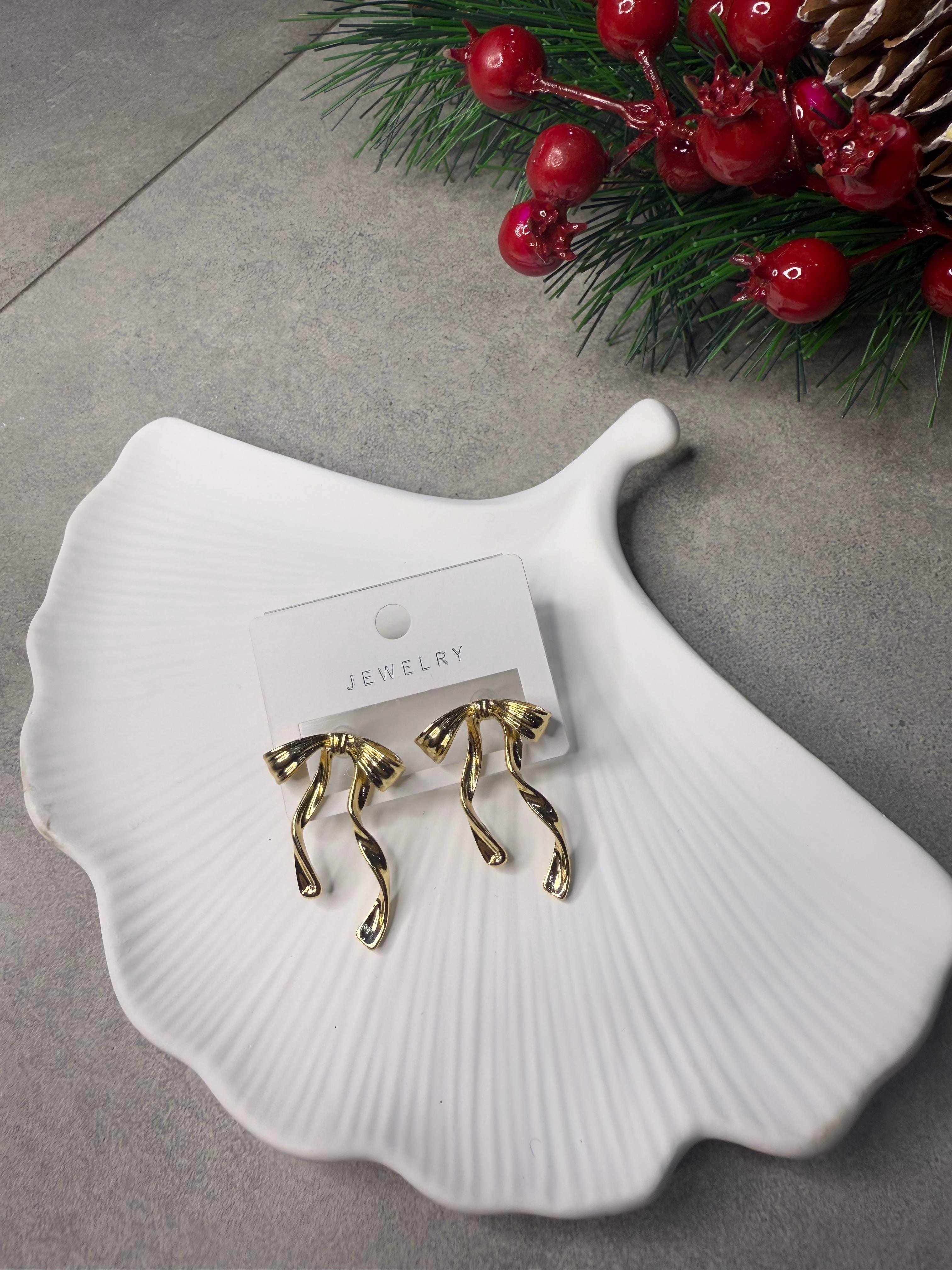 Gold Fiyonk Küpe