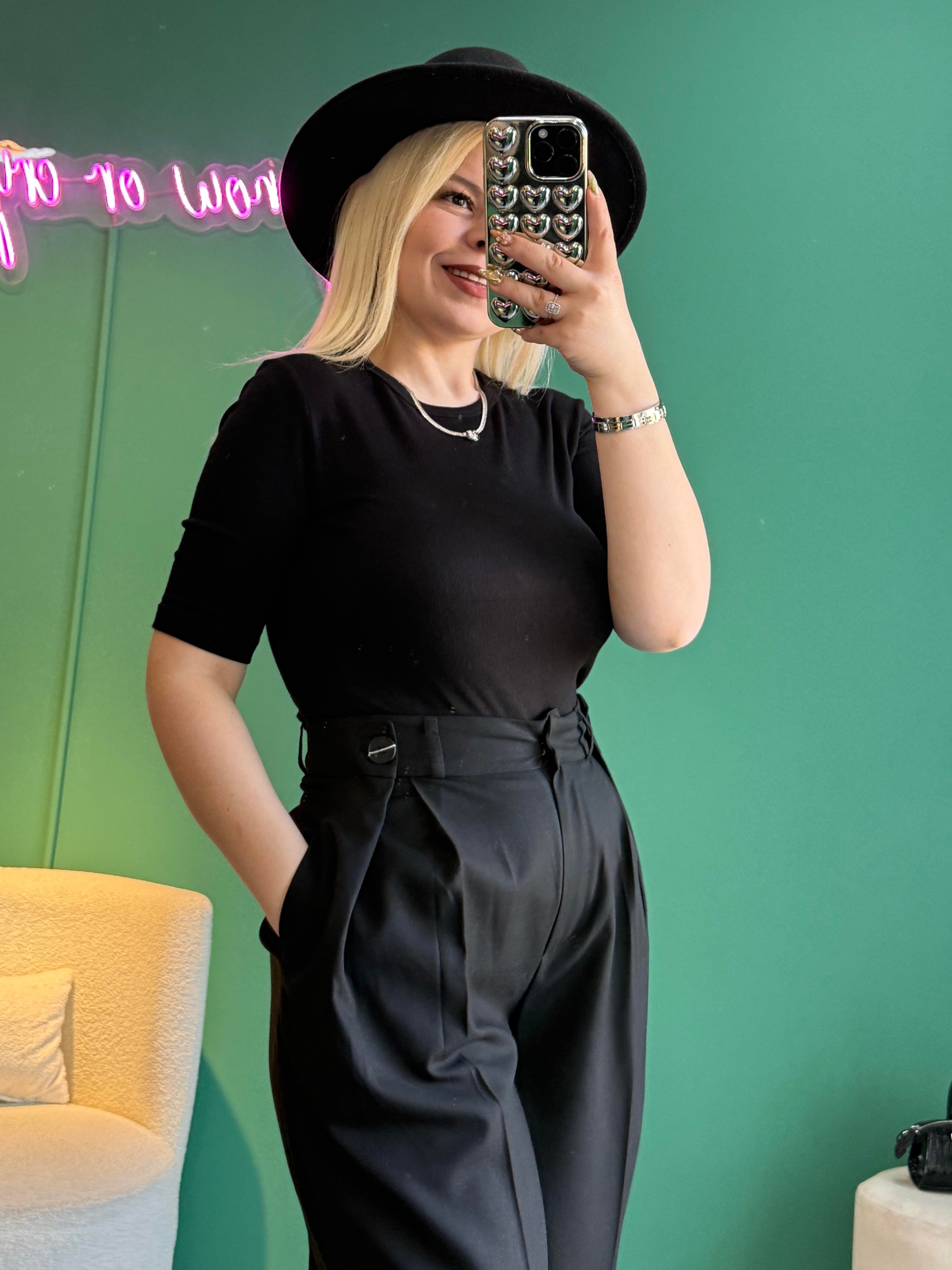 Siyah Yarım Kol Basic Body