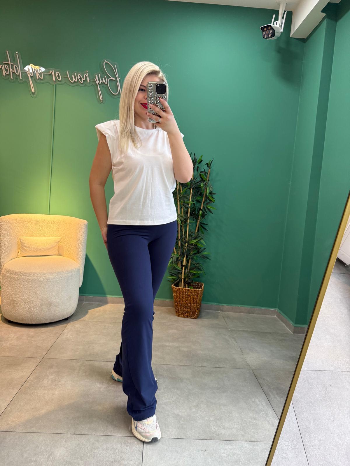 Vatkalı Beyaz Basic Tişört 