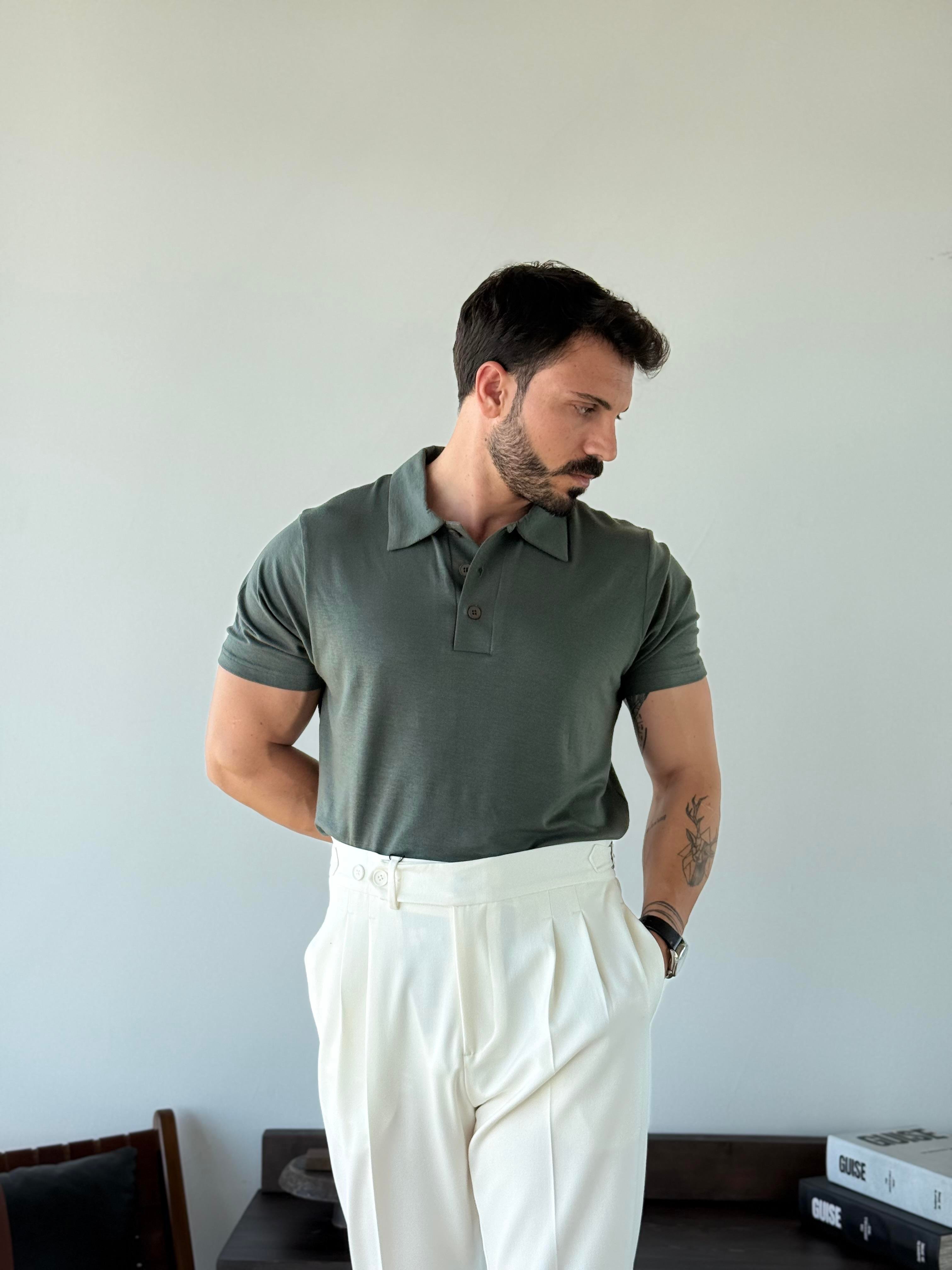 Antonie Haki Tişört