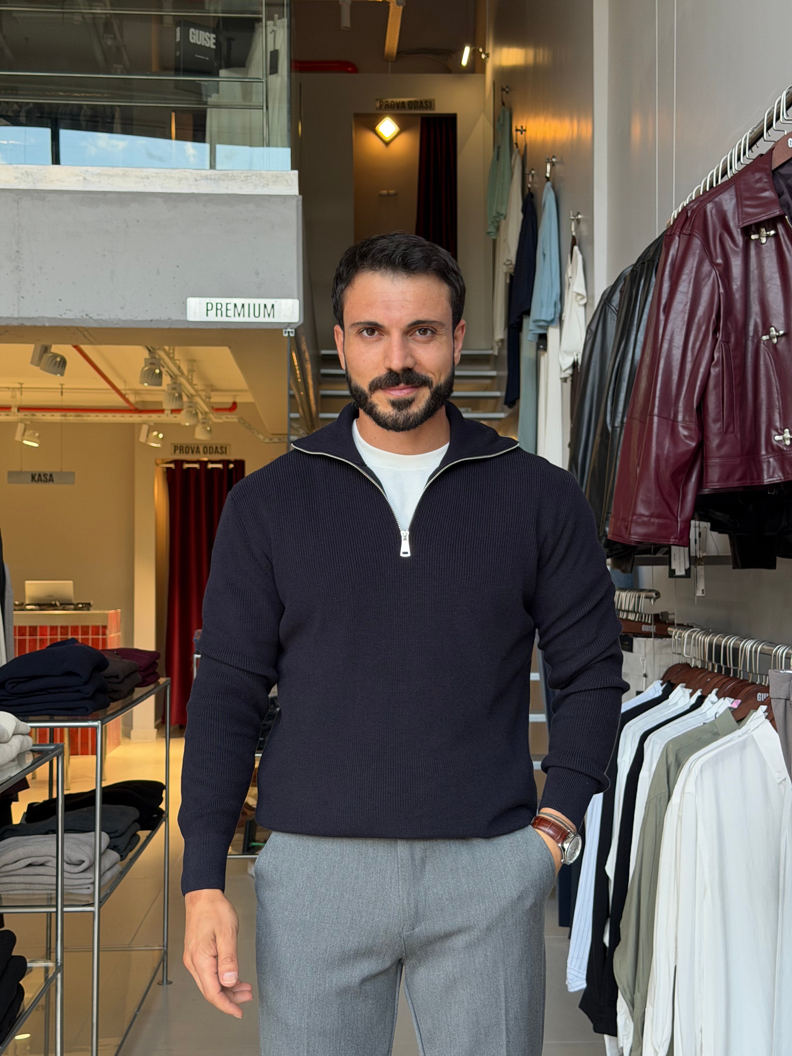 Felix Lacivert Fermuarlı Dik Yaka Triko