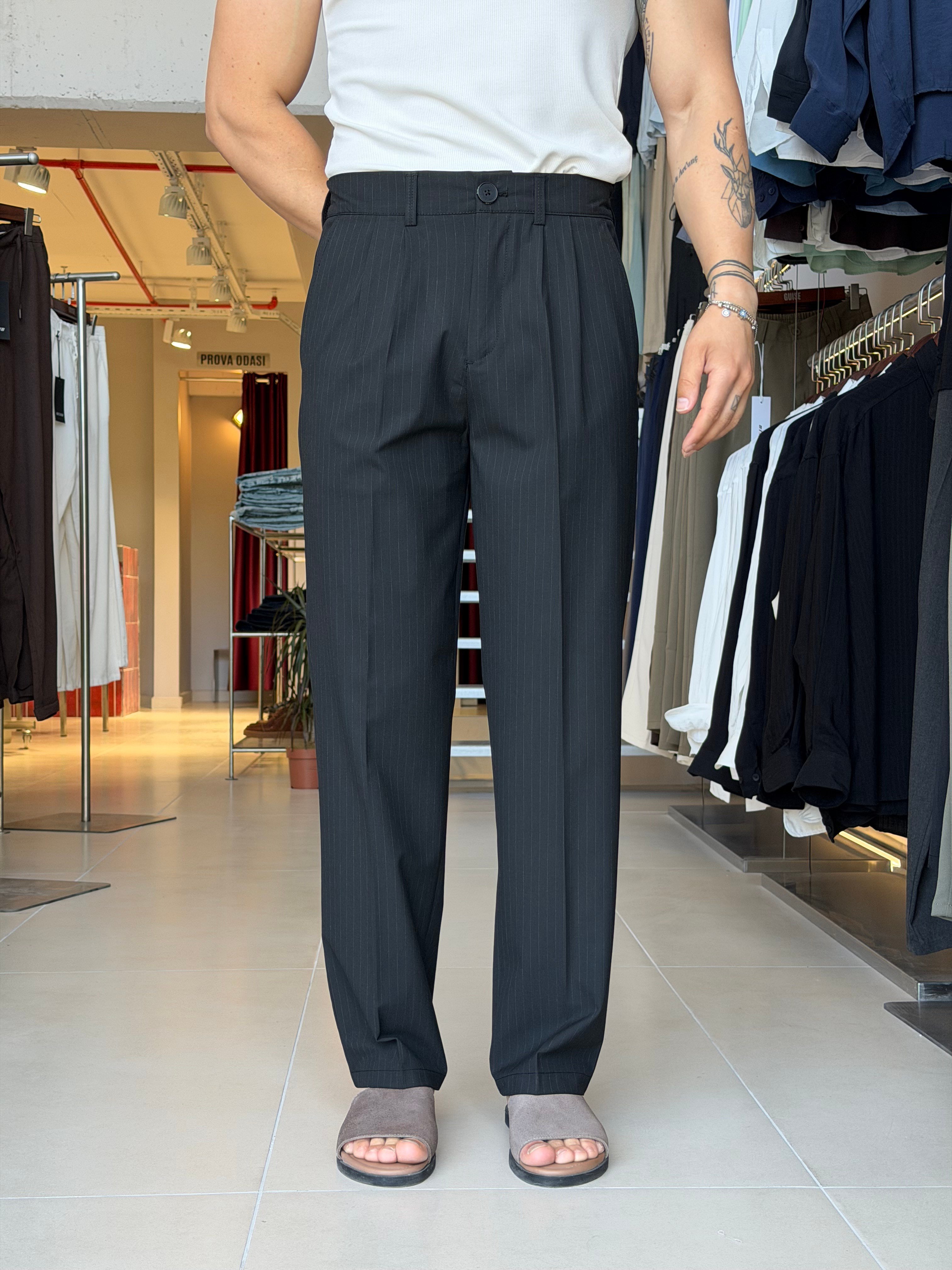 Jaguar Çizgili Siyah Baggy Pantolon