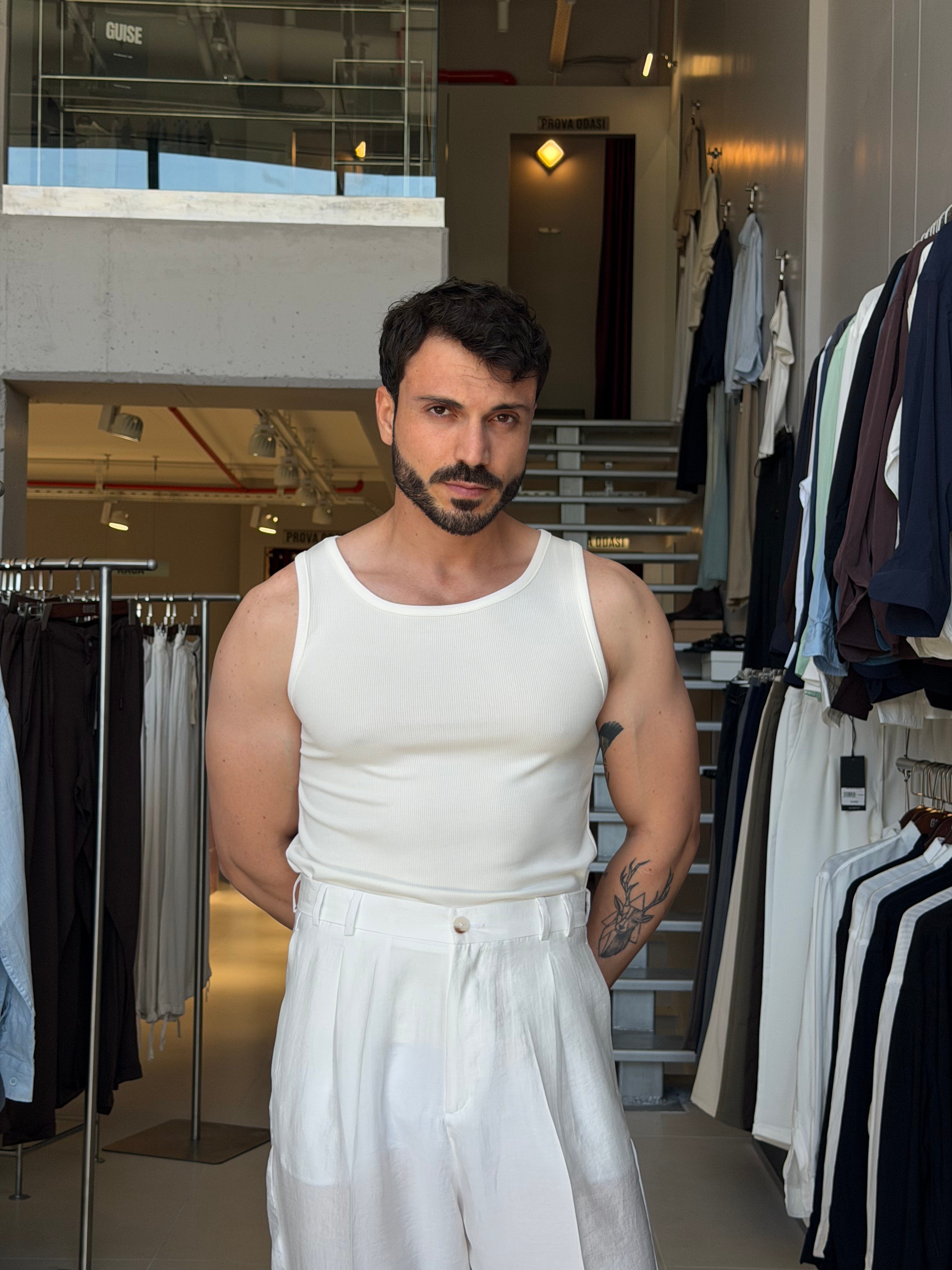 Ols White Atlet