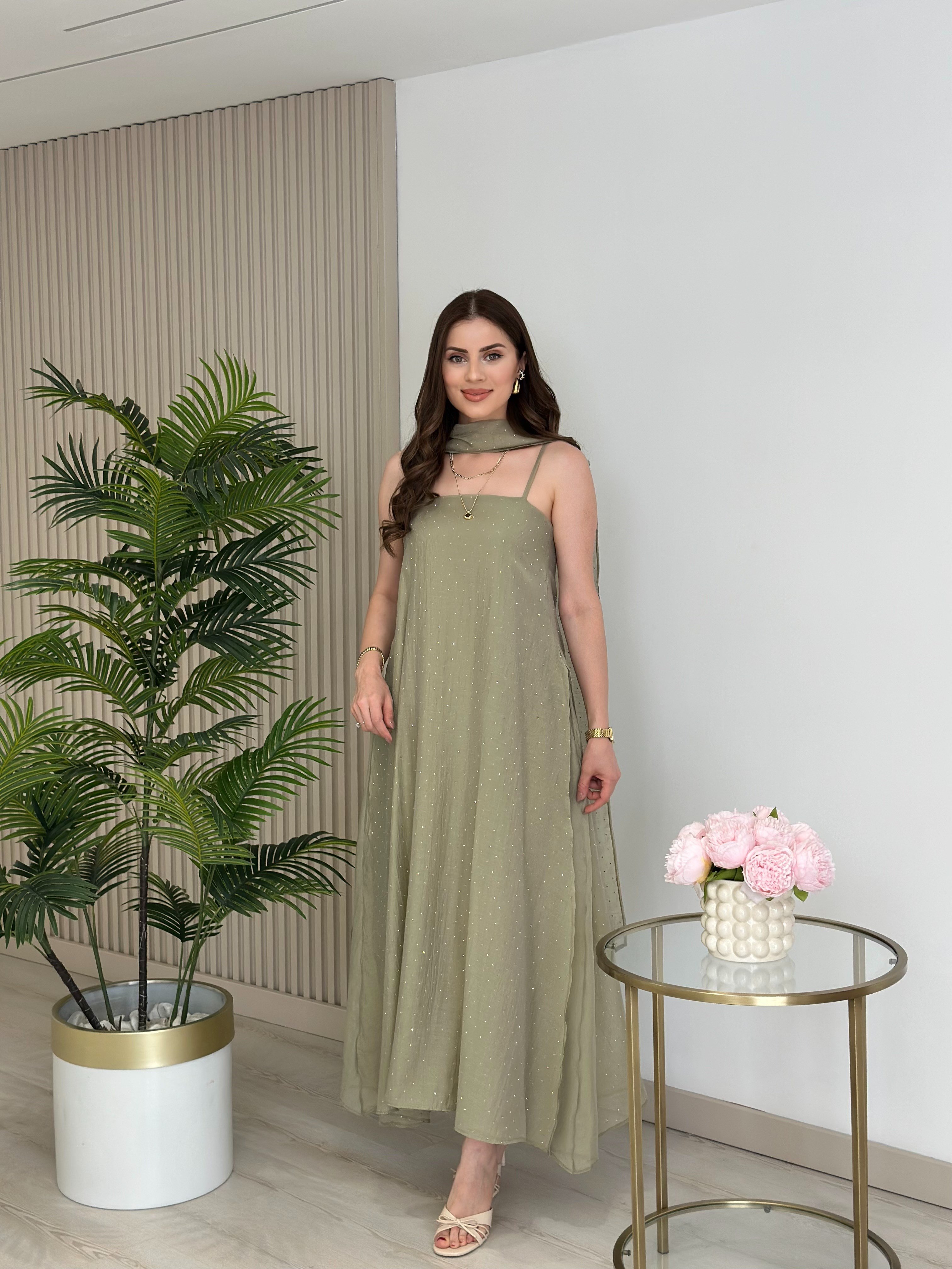 Bambu Kumaş Taşlı Şal Detaylı Elbise Yağ Yeşili