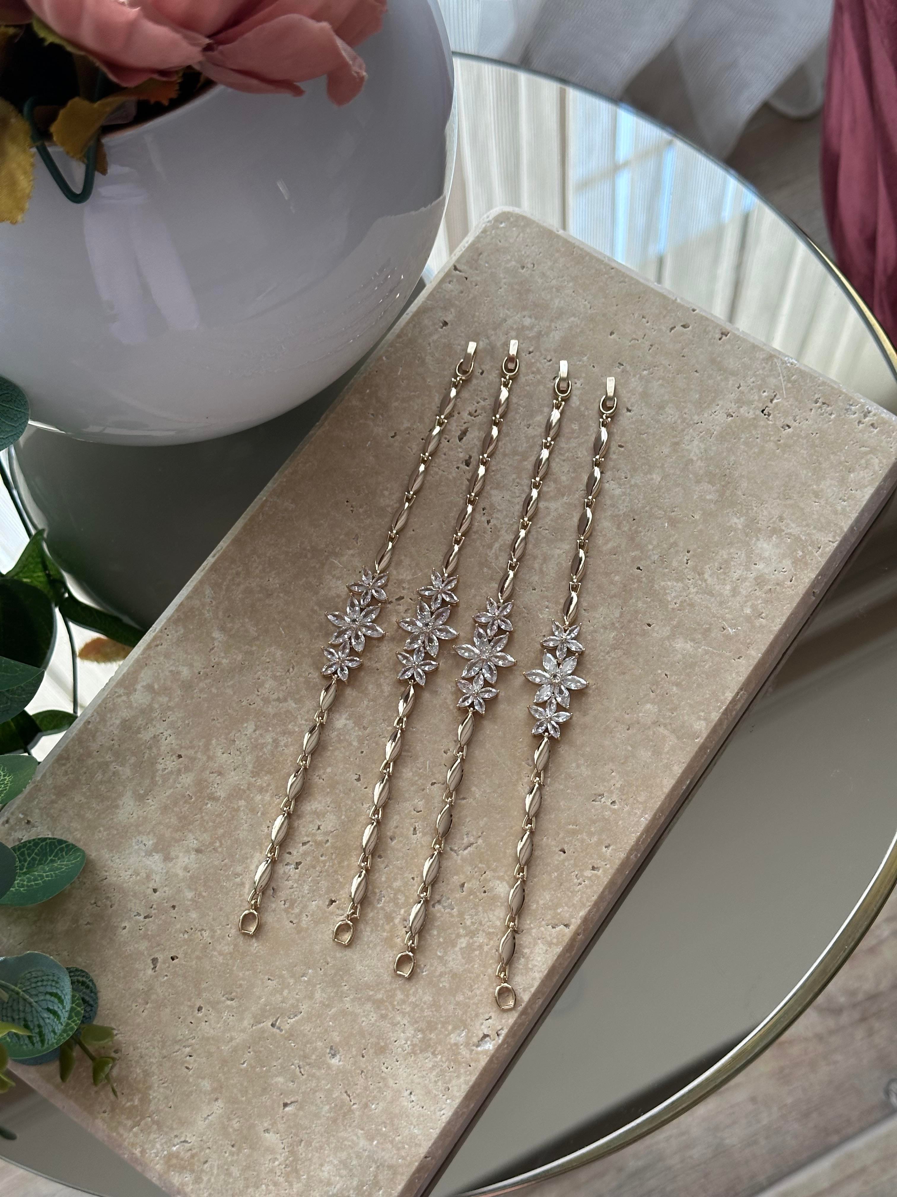 Çiçek Taşlı Bileklik Gold