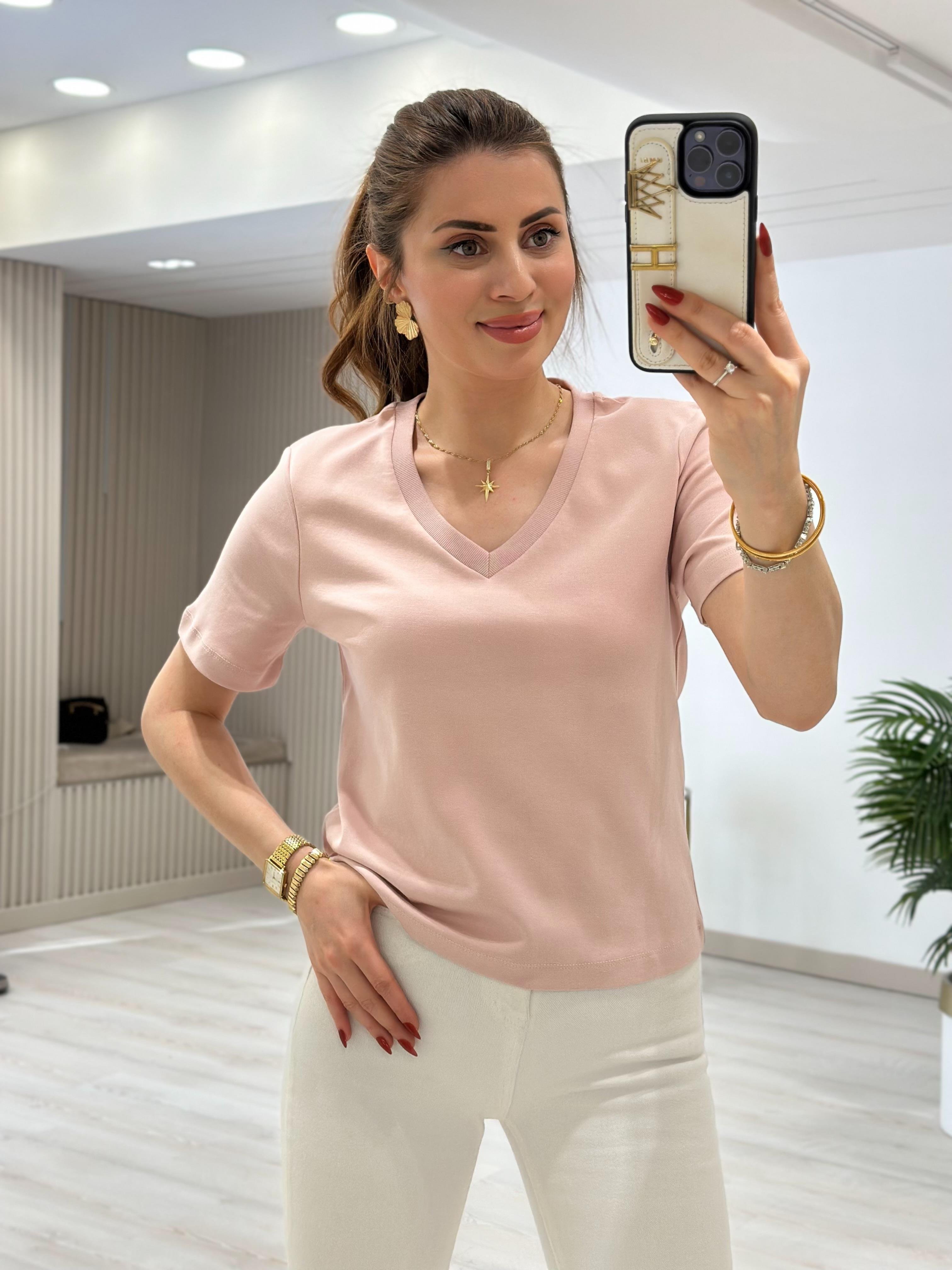 V Yaka Basıc Tshirt Pudra
