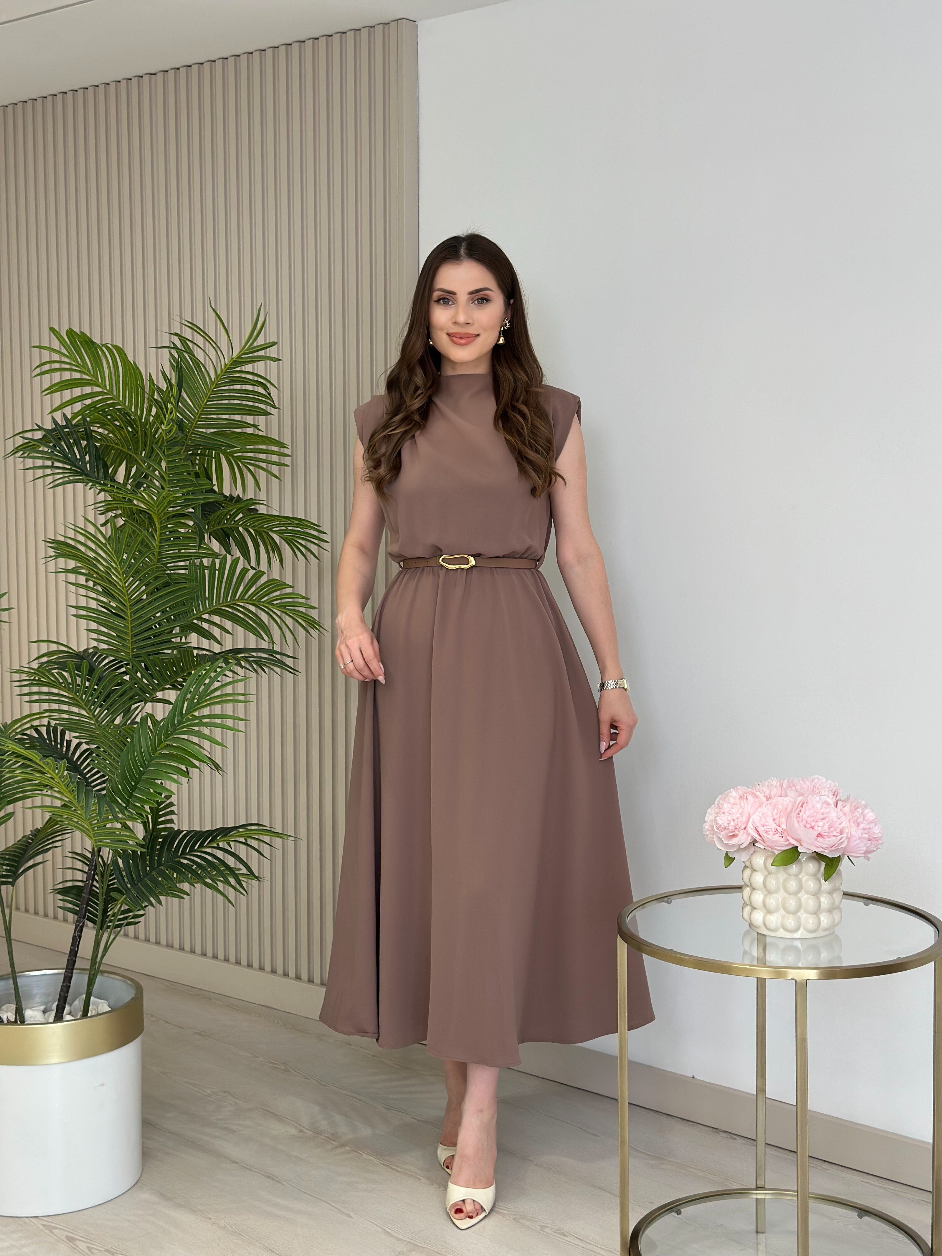 Vatkalı Drape Detaylı Kemerli Elbise Vizon