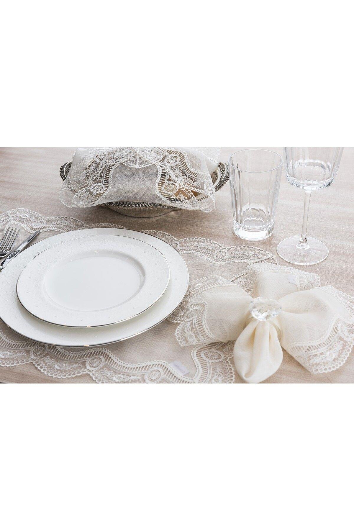 Dantelli Peçete 4'lü Paket Tomurcuk 45*45 Kemik