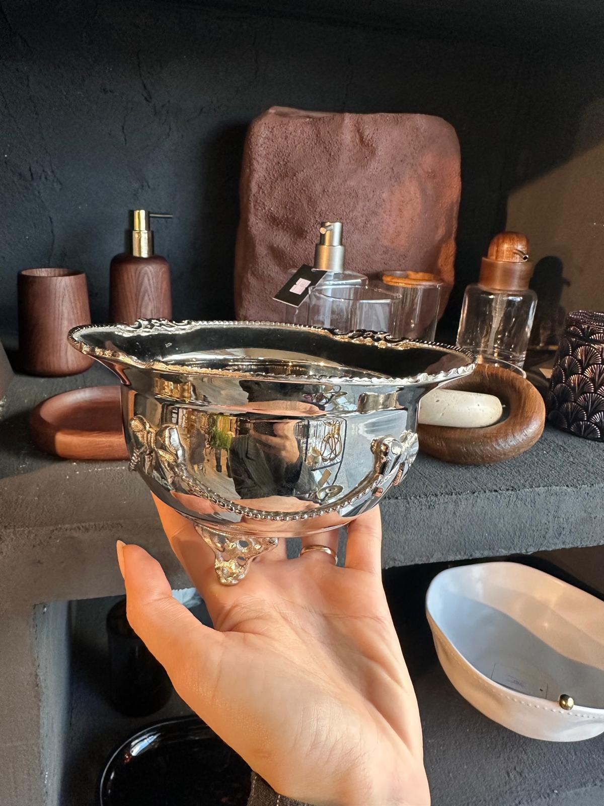 Flandra küçük gümüş kase 17.5*17.5*9.5 cm