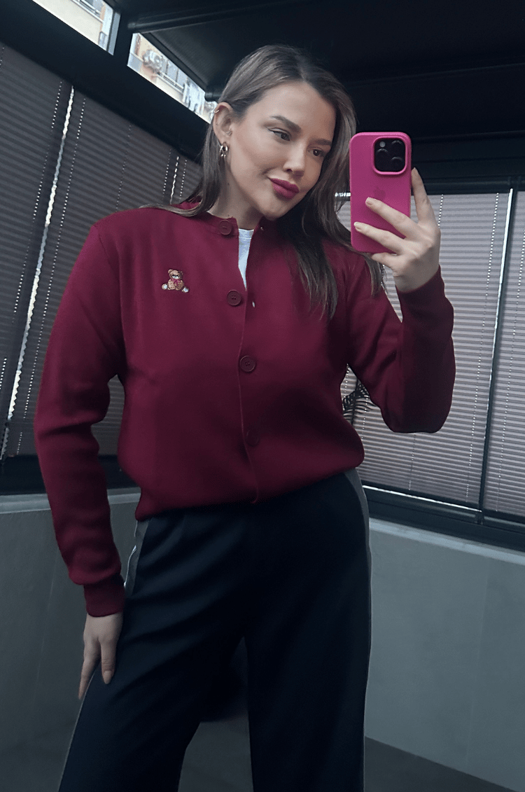 Ayıcık Detaylı Bordo Kısa Triko Hırka