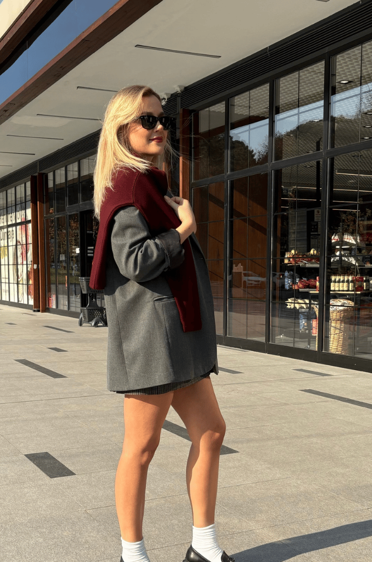 Bordo Gümüş Düğmeli Hırka