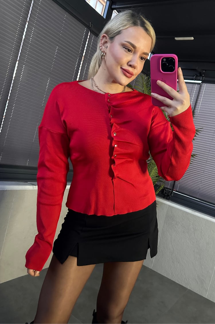 Büzgü Detaylı Kırmızı Triko Hırka