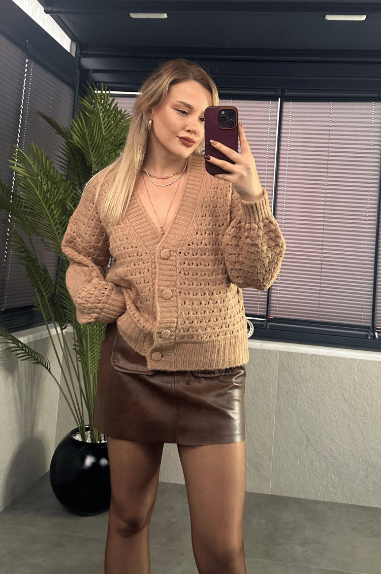 Camel Delikli Örgü Model Hırka